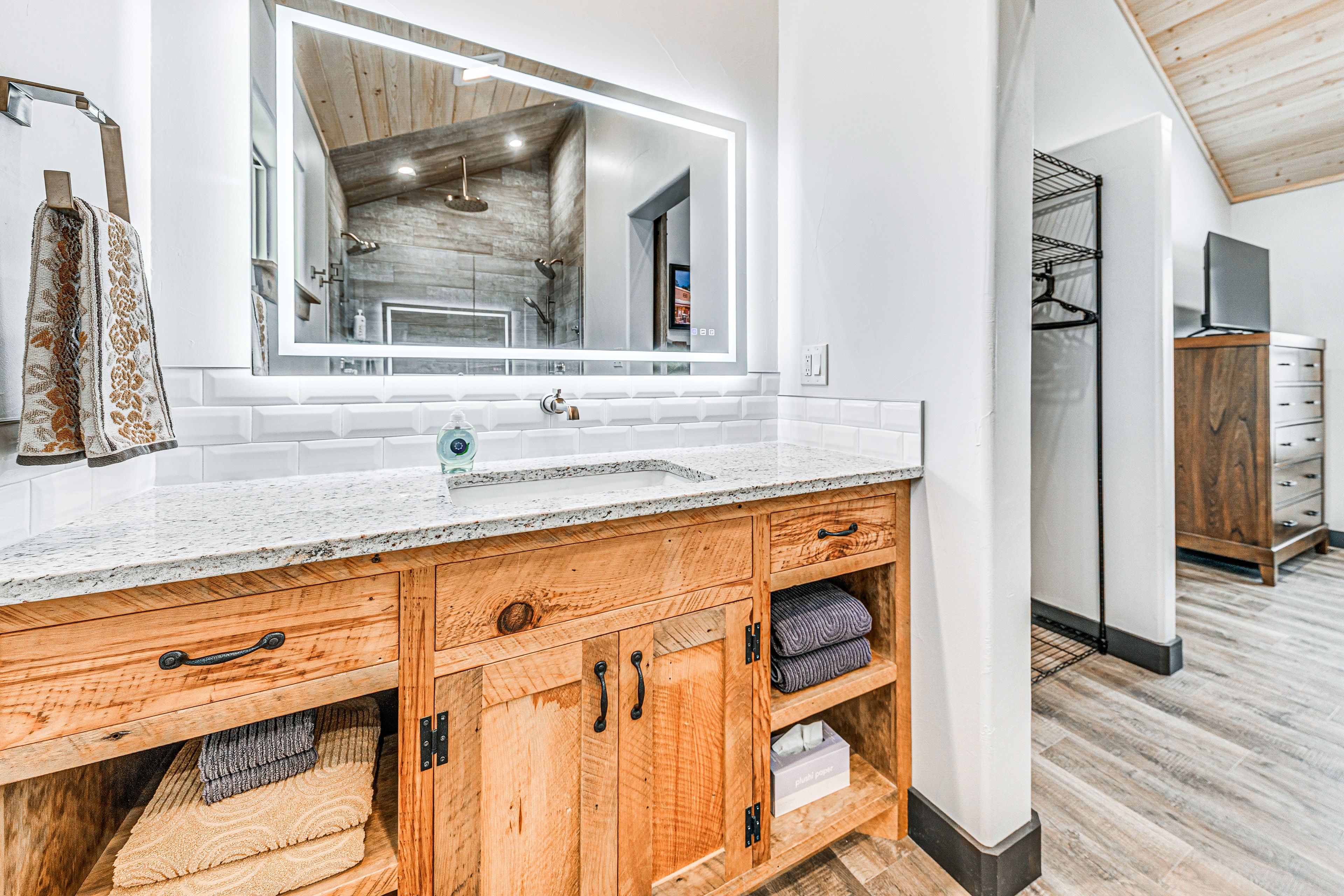 En-Suite Bathroom | Towels Provided | Walk-In Shower w/ 5 Heads