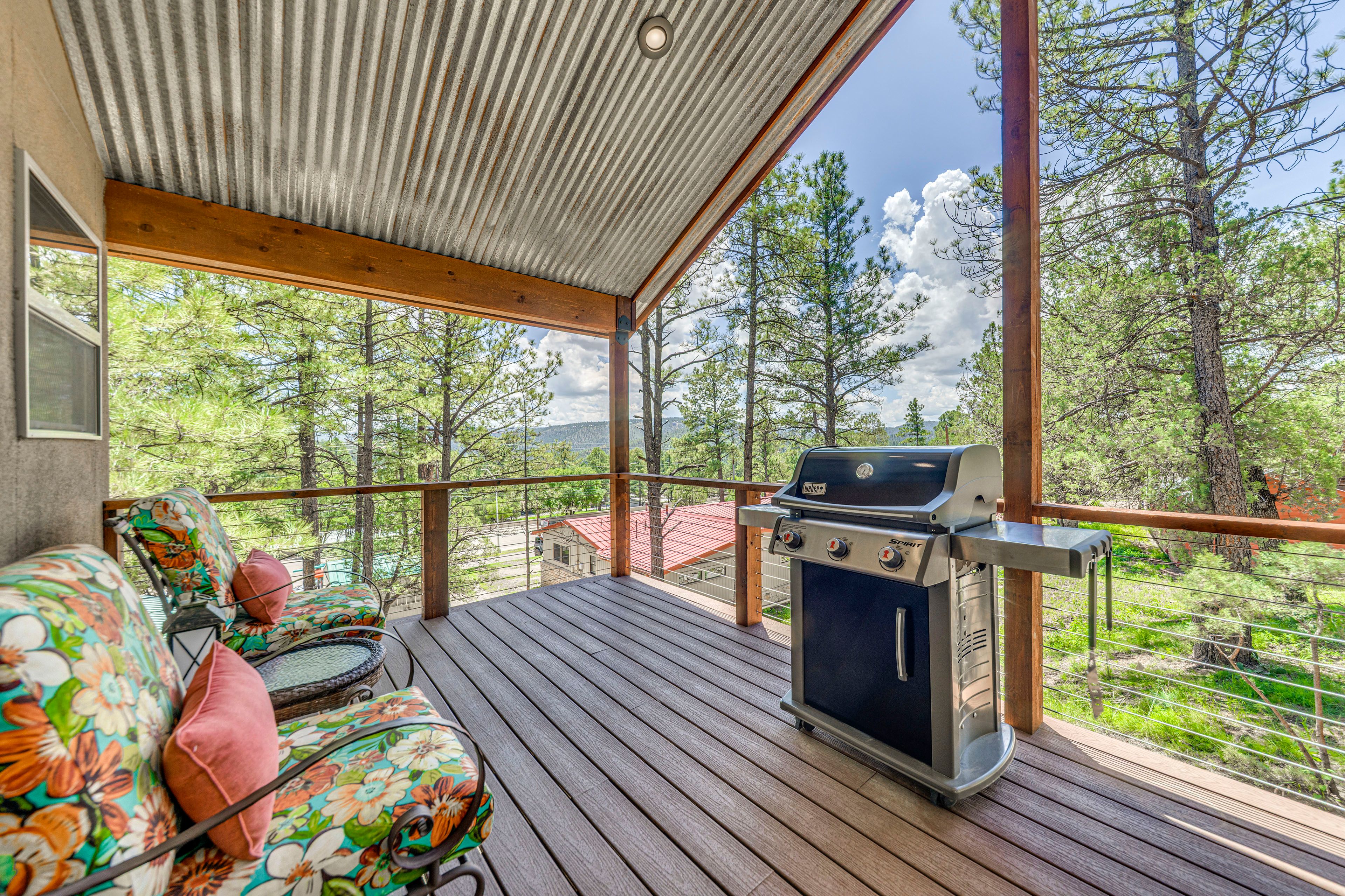Covered Deck | Gas Grill | Dining Area | Seating