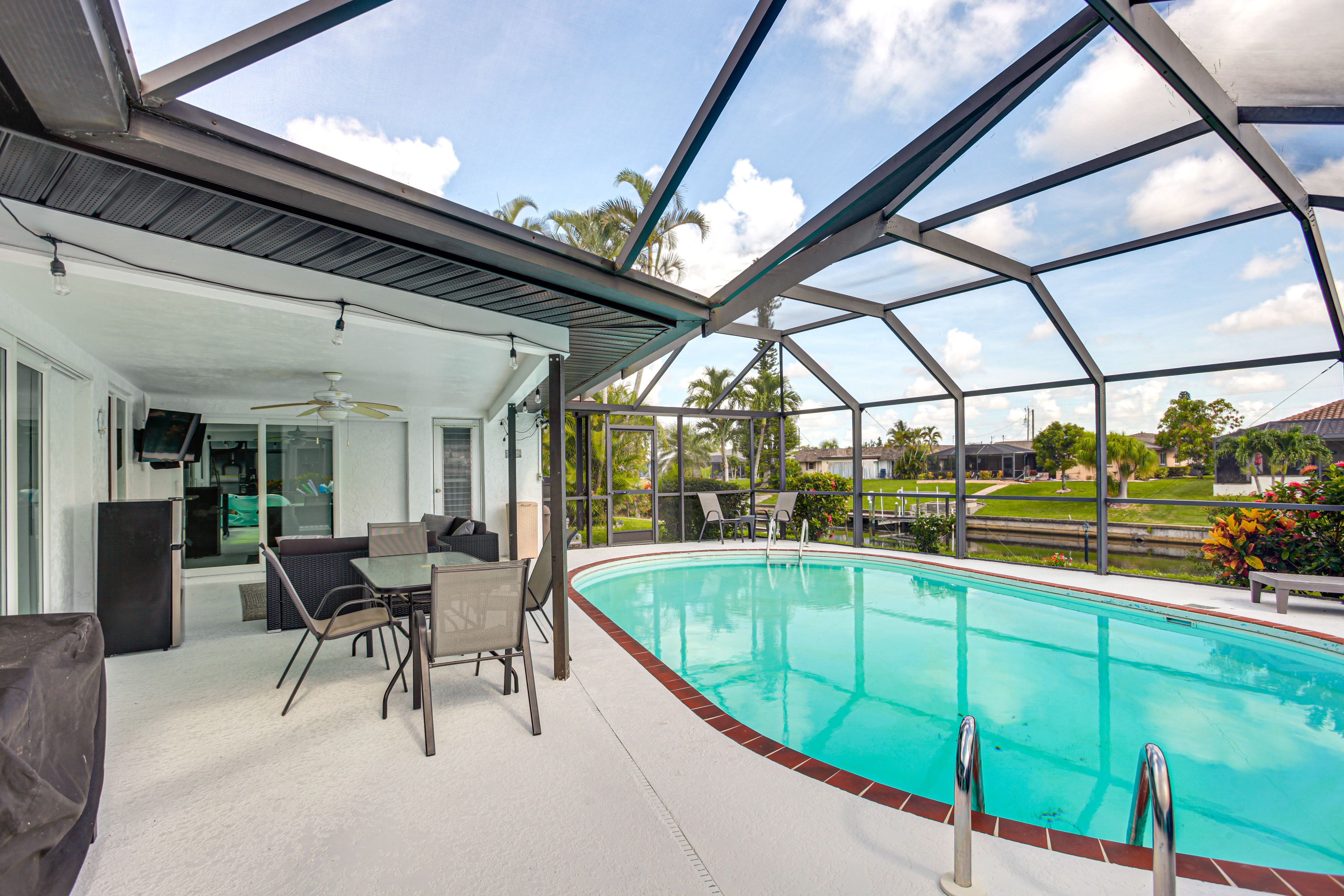 Exterior | Screened Lanai | Private Pool