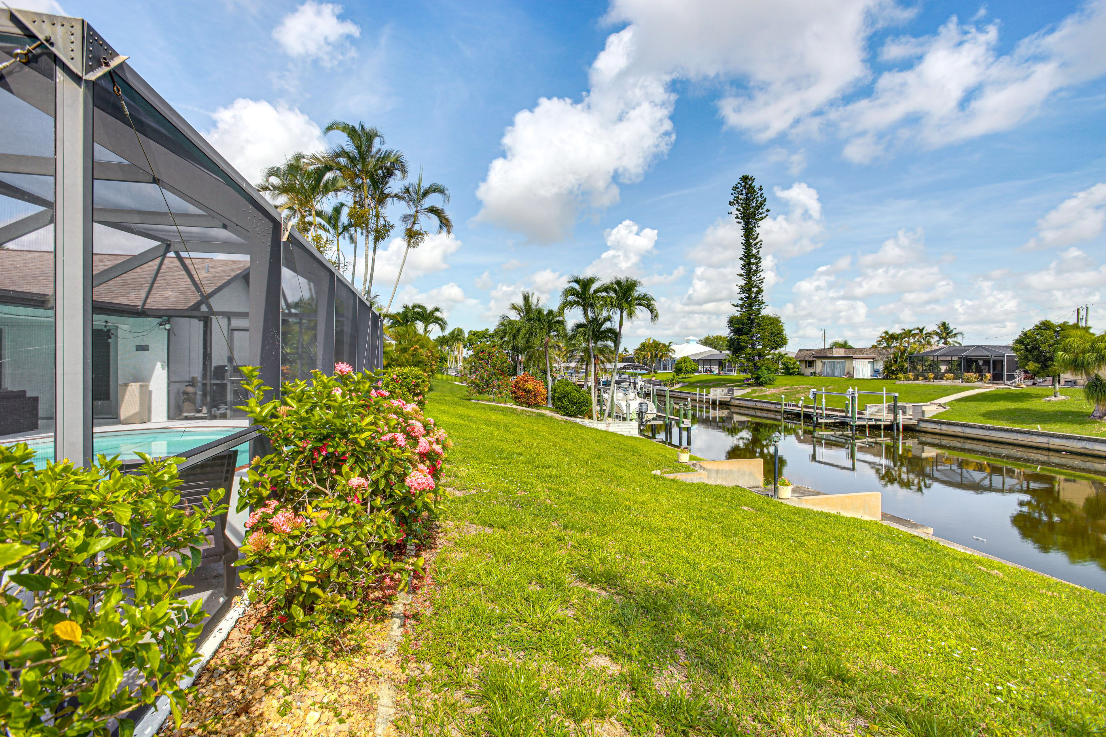 Exterior | Canal | Boat Dock & Slip