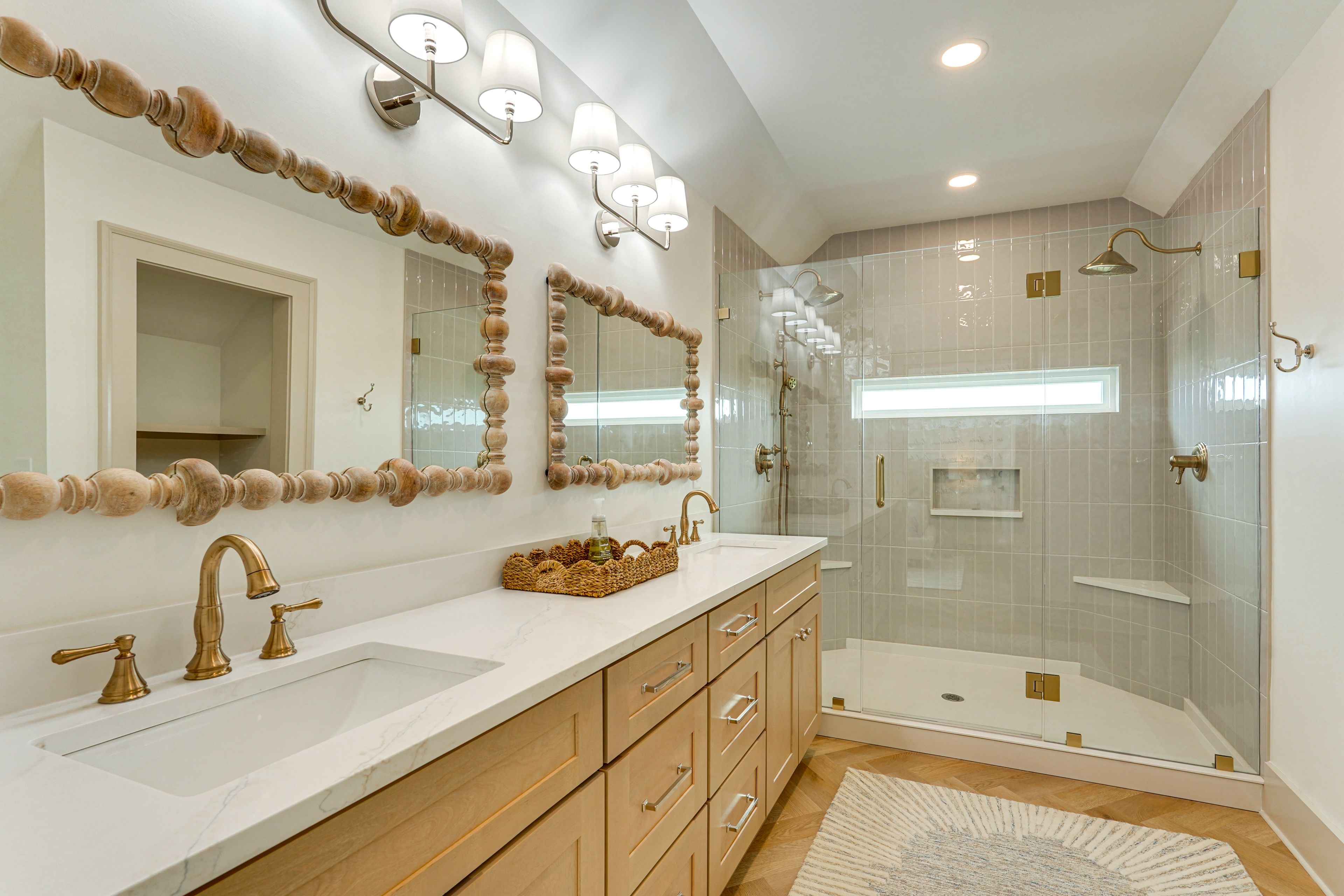 En-Suite Bathroom | 4th Floor