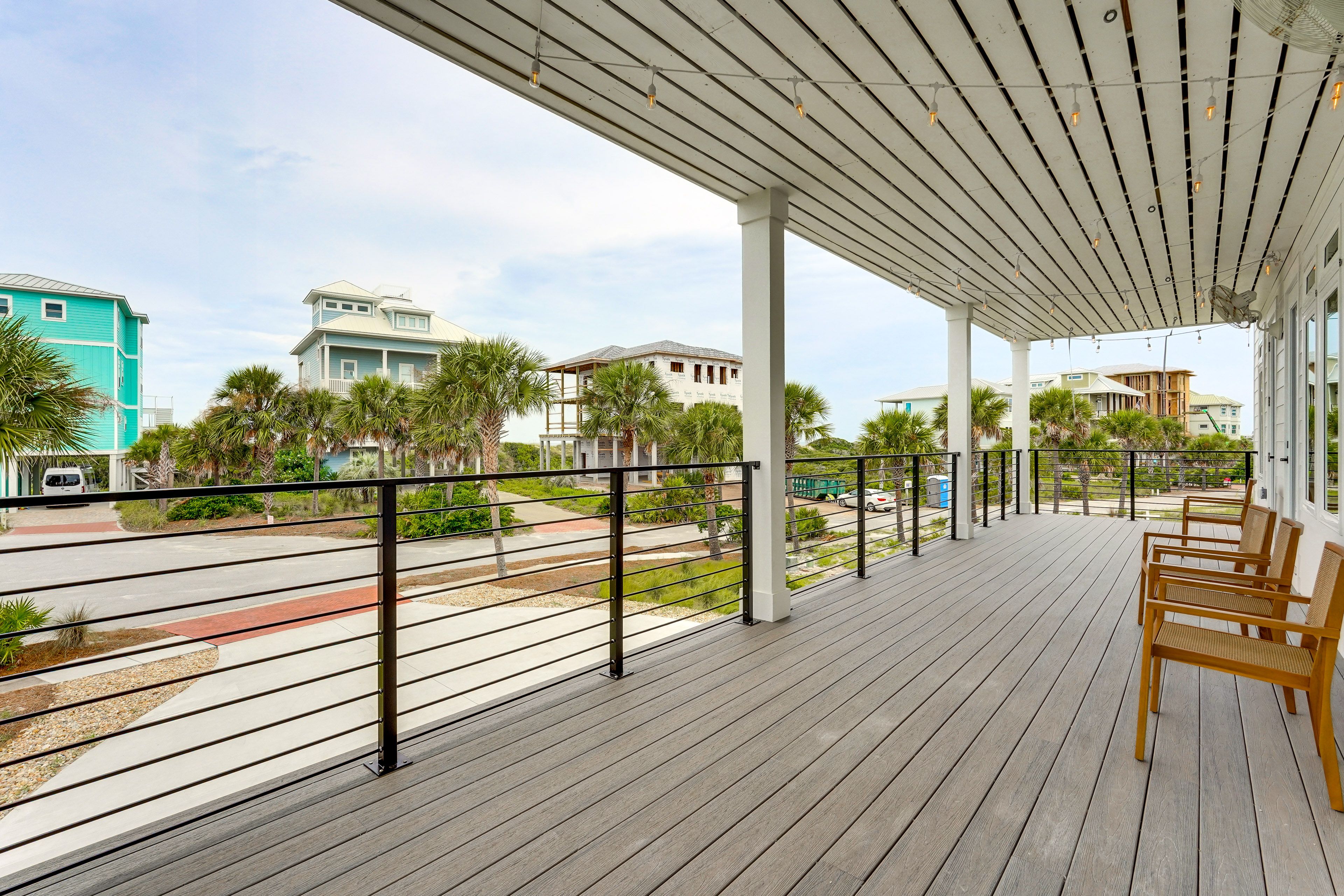 Private Deck | Outdoor Seating