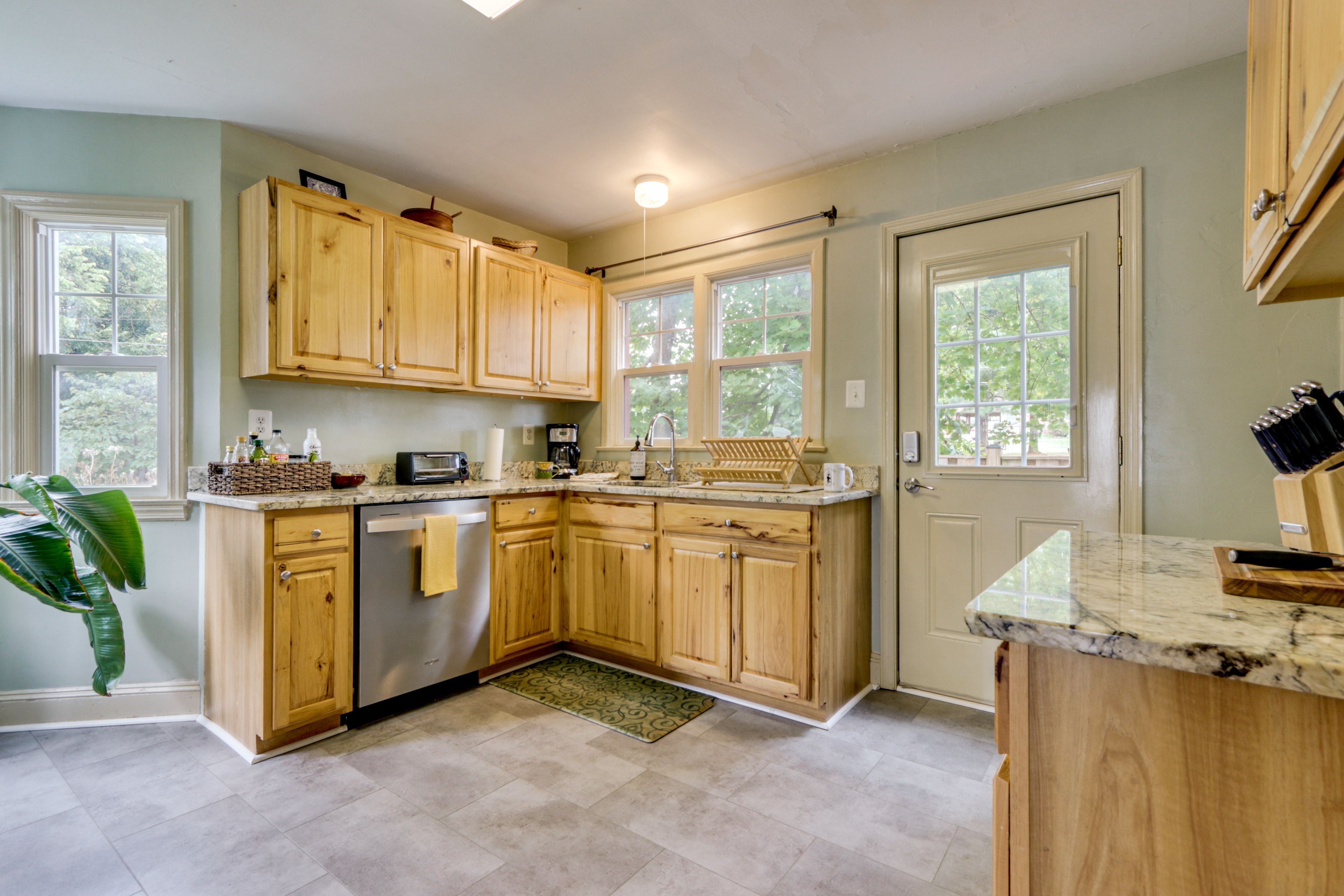 Kitchen | 1st Floor