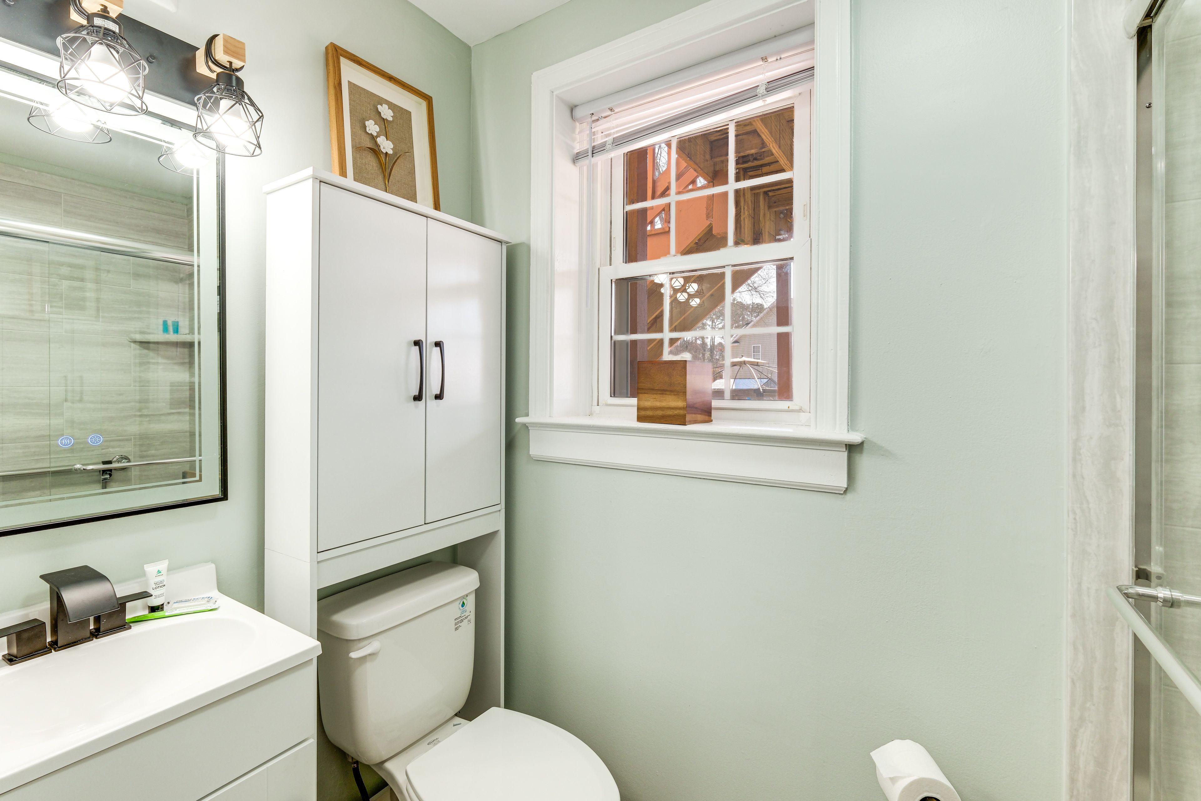 Full Bathroom | Lower Level