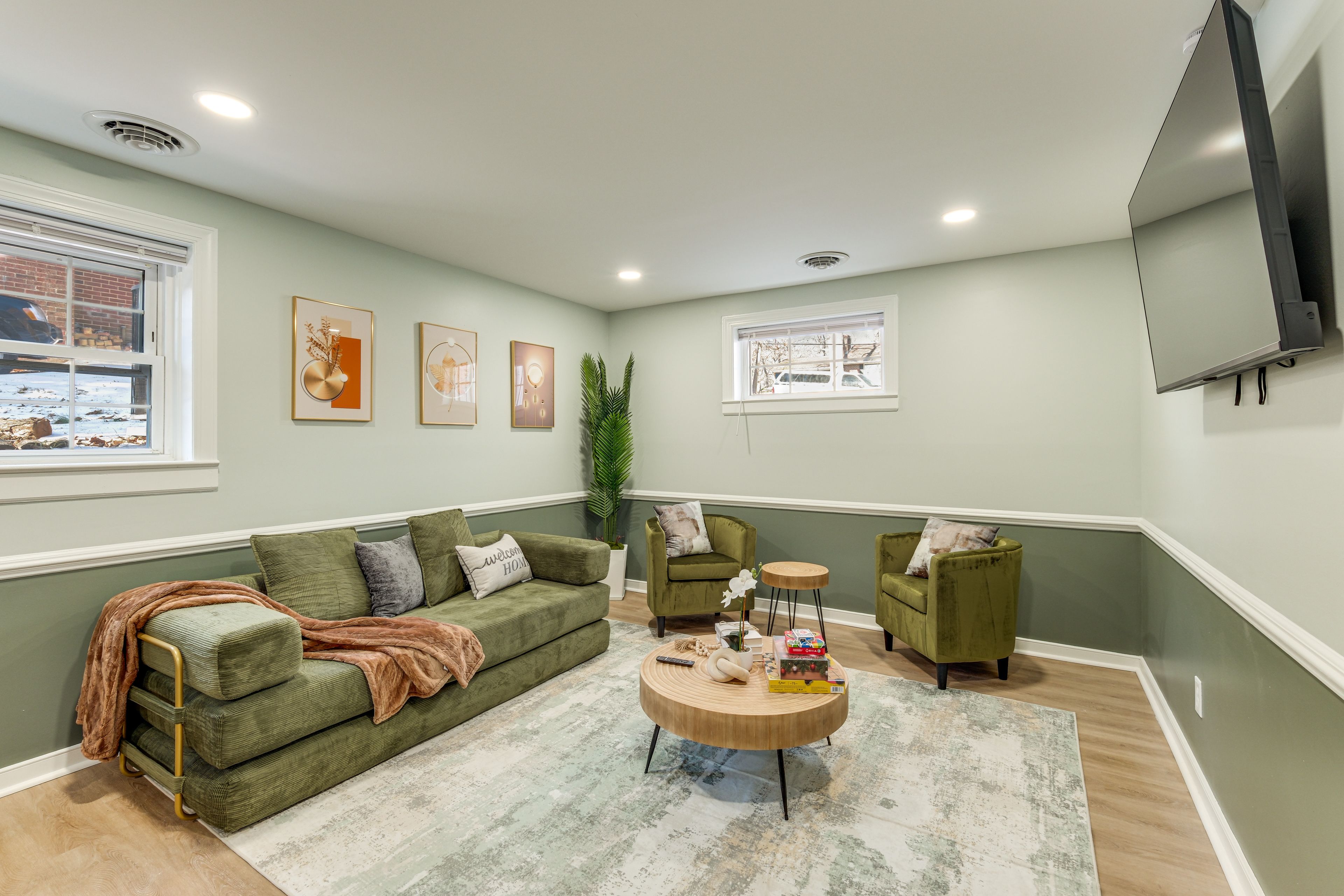 Additional Living Area | Lower Level