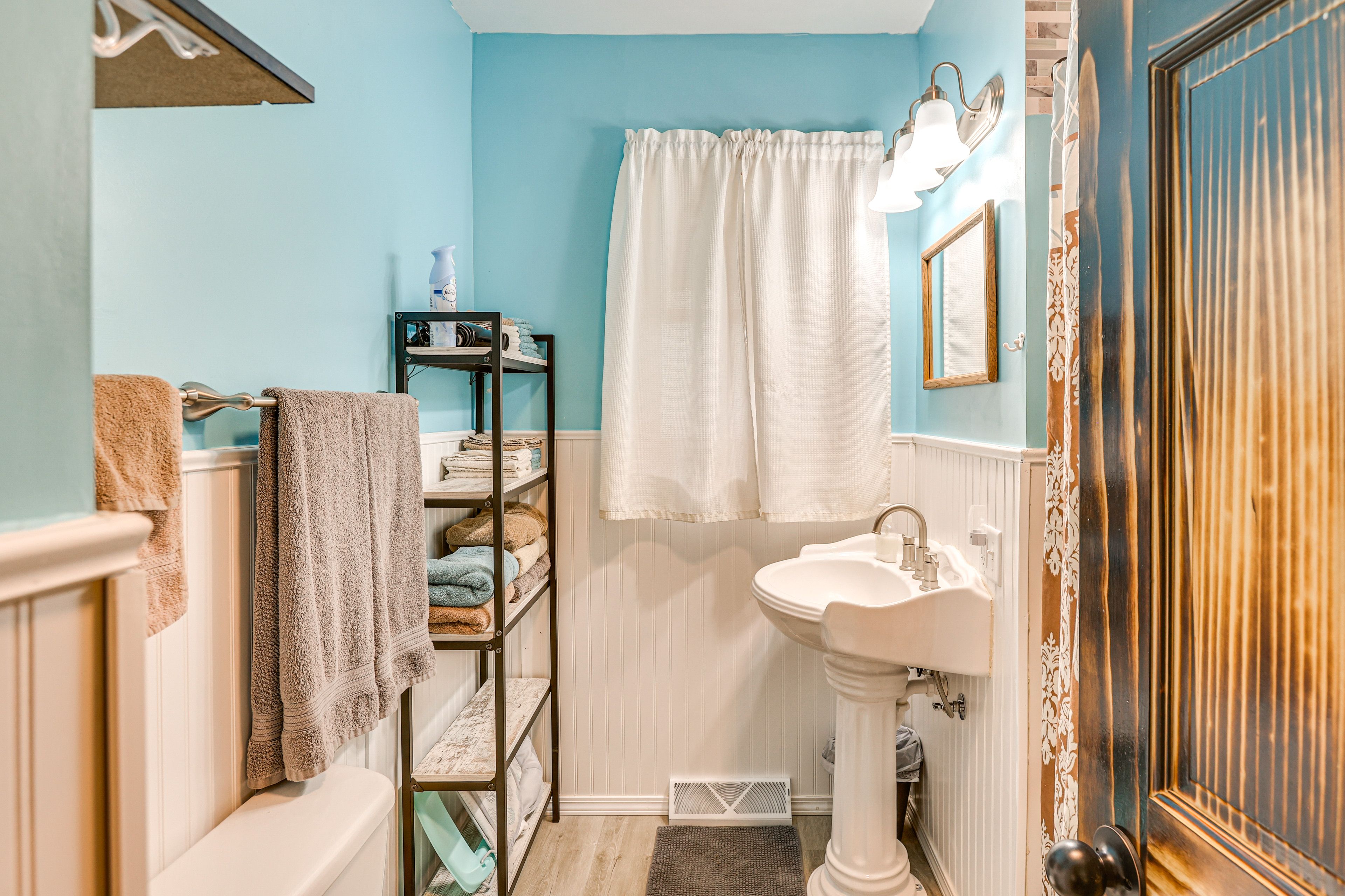 Bathroom | Towels Provided