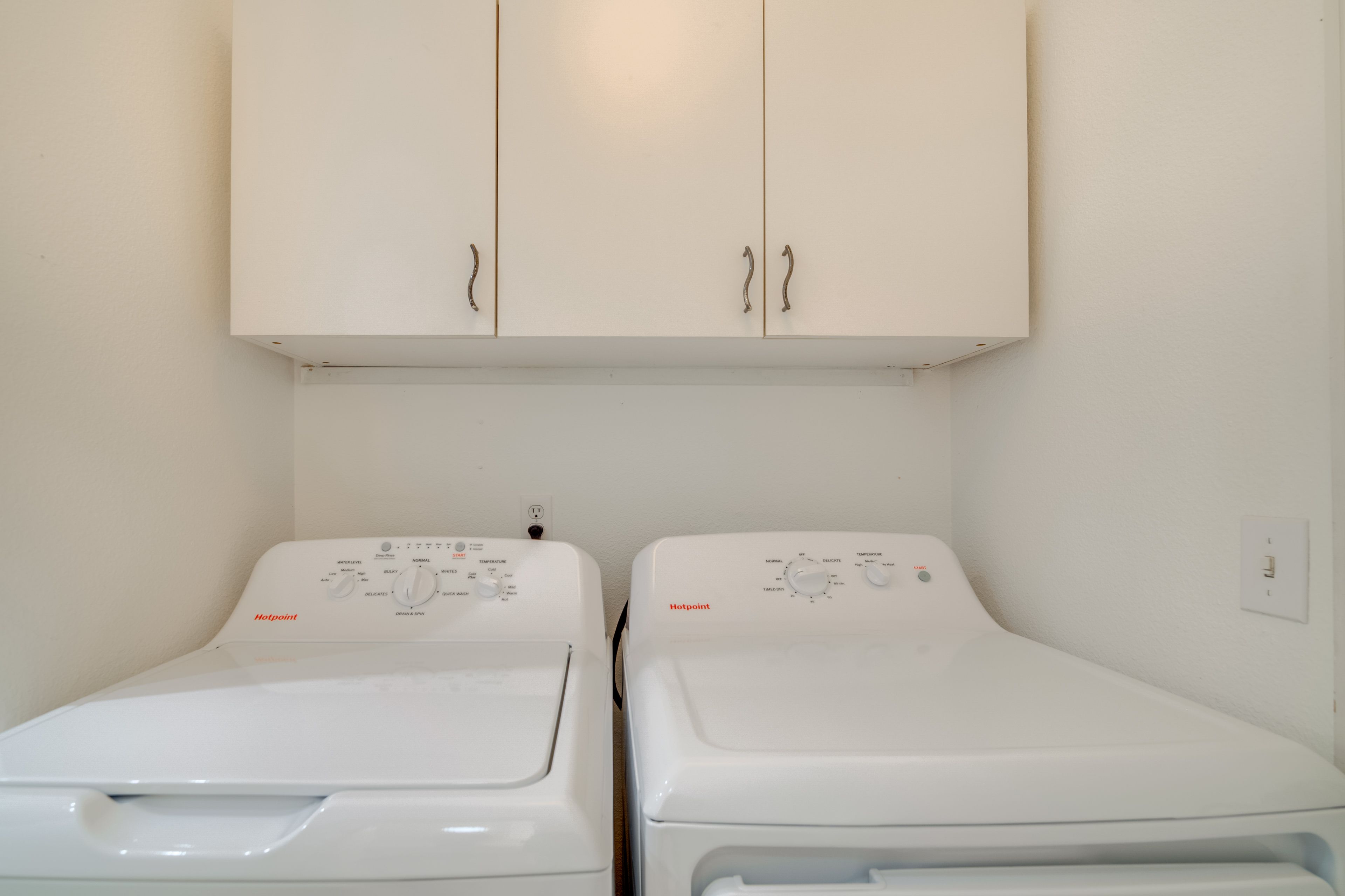 Laundry Area | Washer & Dryer
