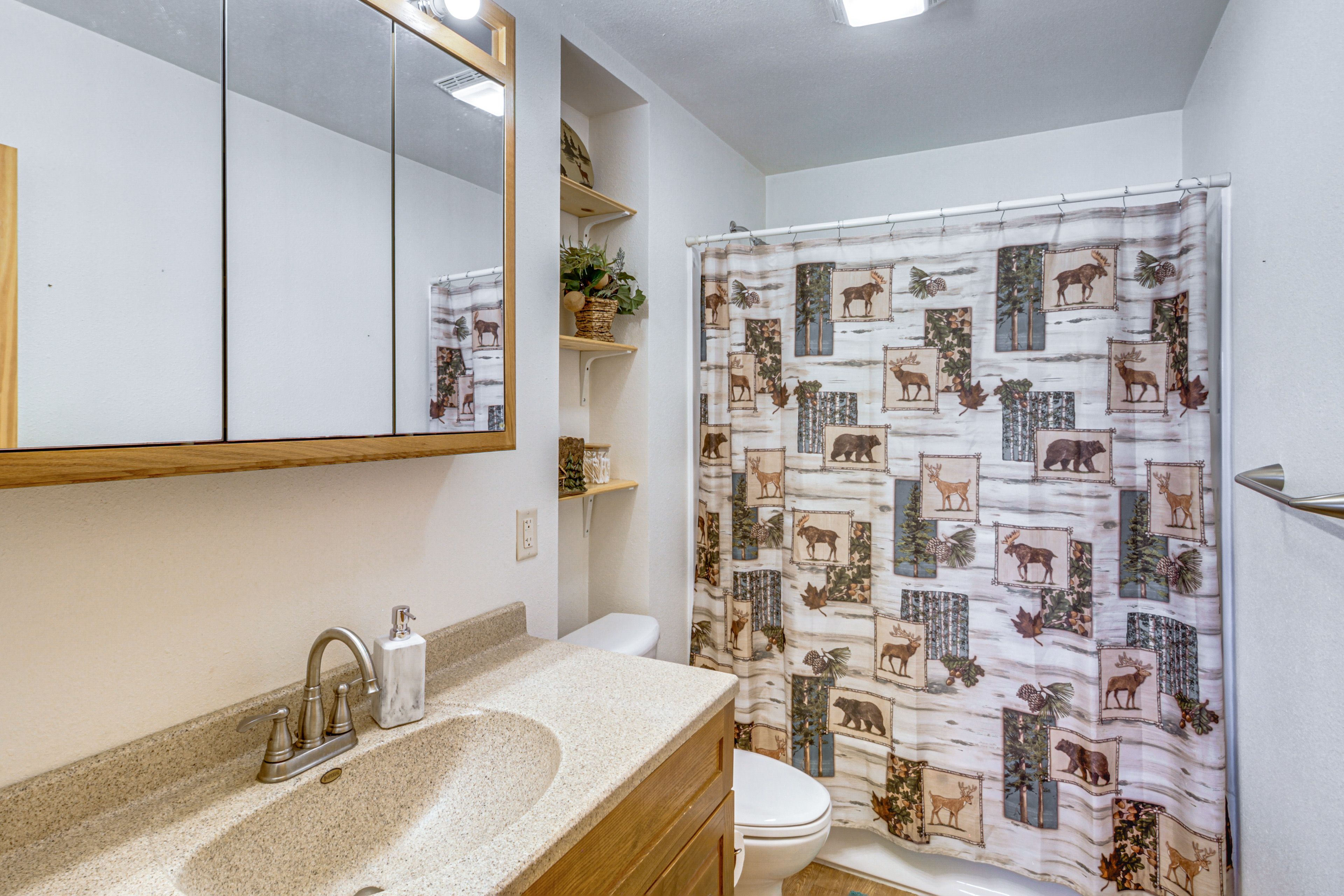 Bathroom | Towels Provided