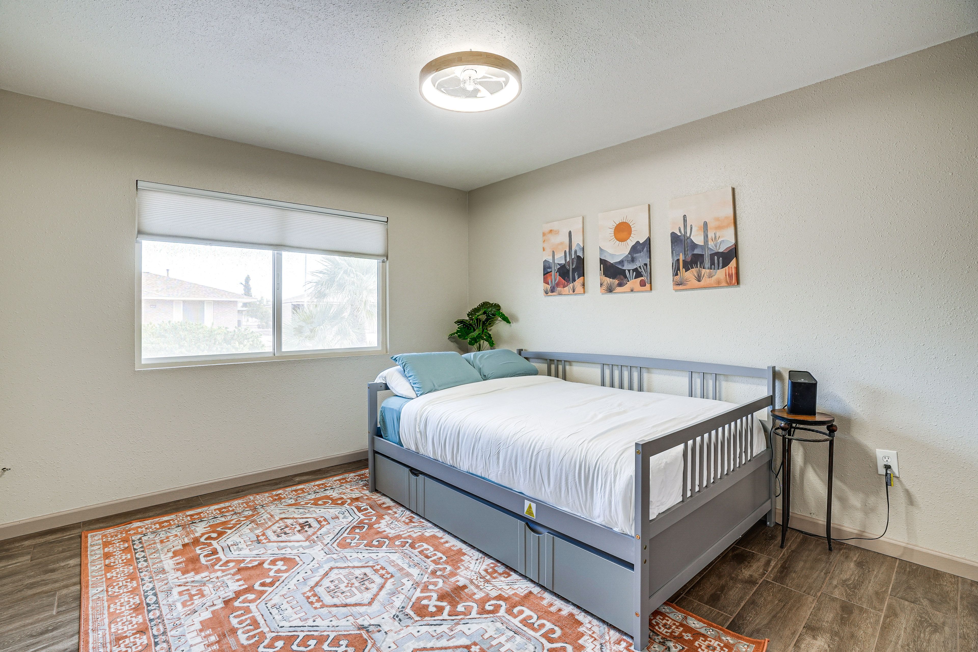 Bedroom 3 | Full Daybed w/ Twin Trundle