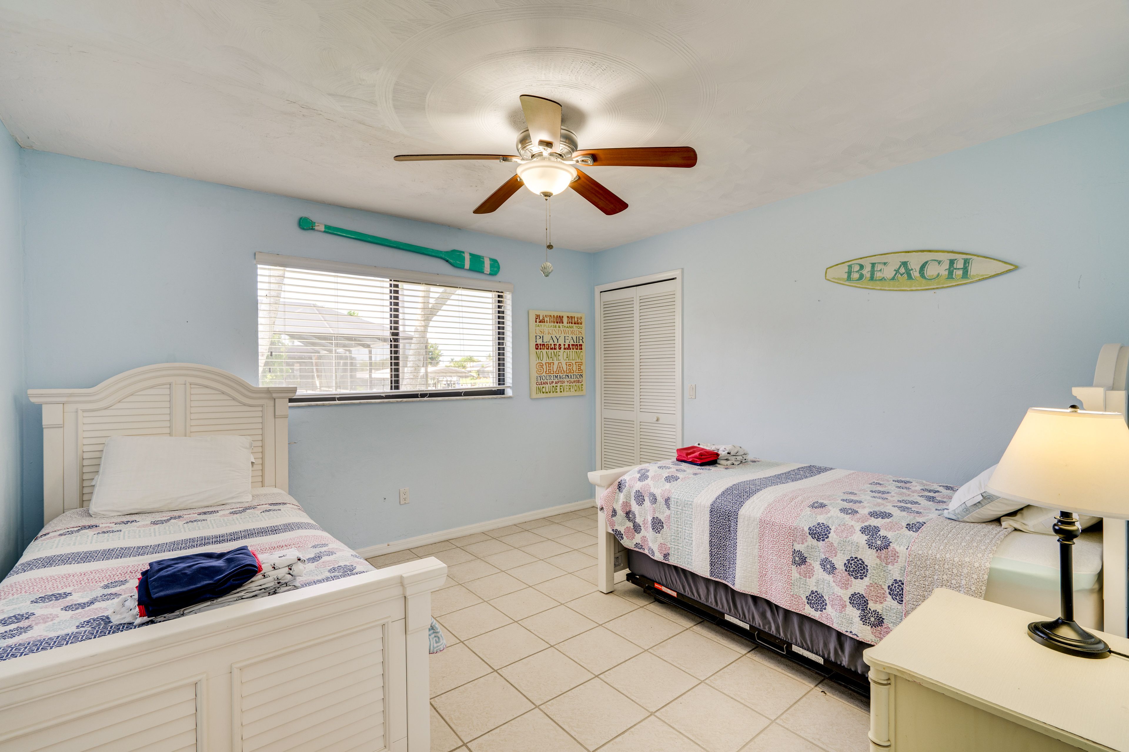 Bedroom 3 | 2 Twin Beds