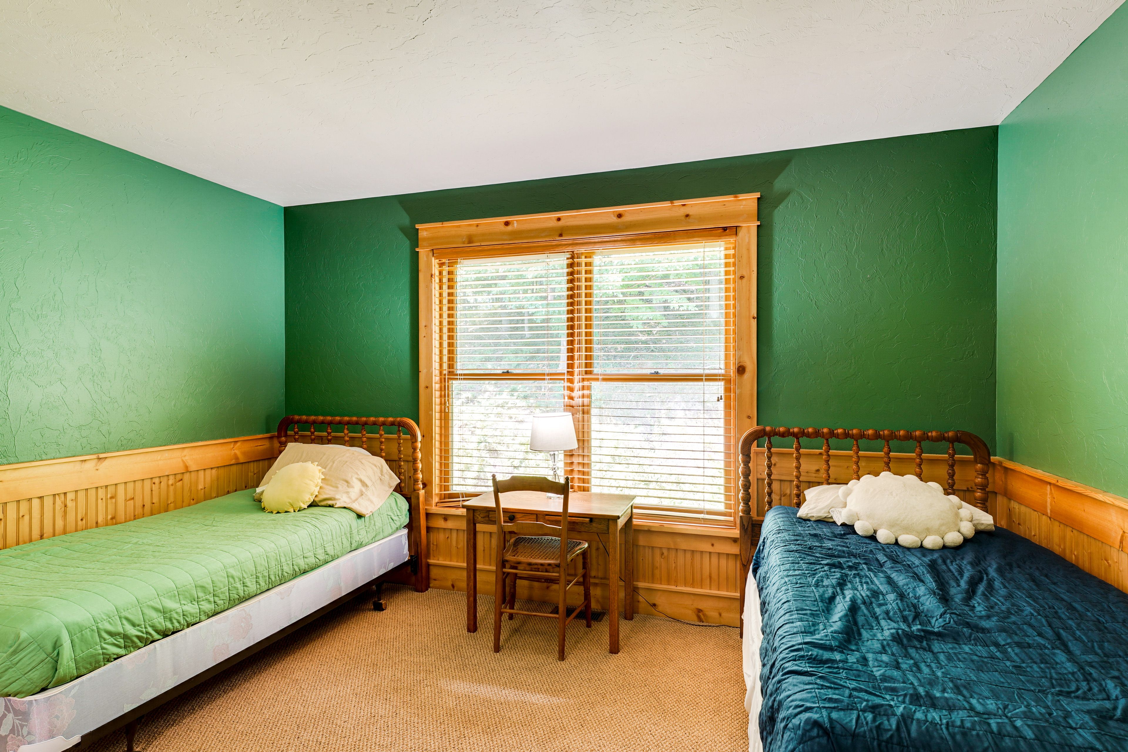 Bedroom 3 | 2 Twin Beds | Upper Floor