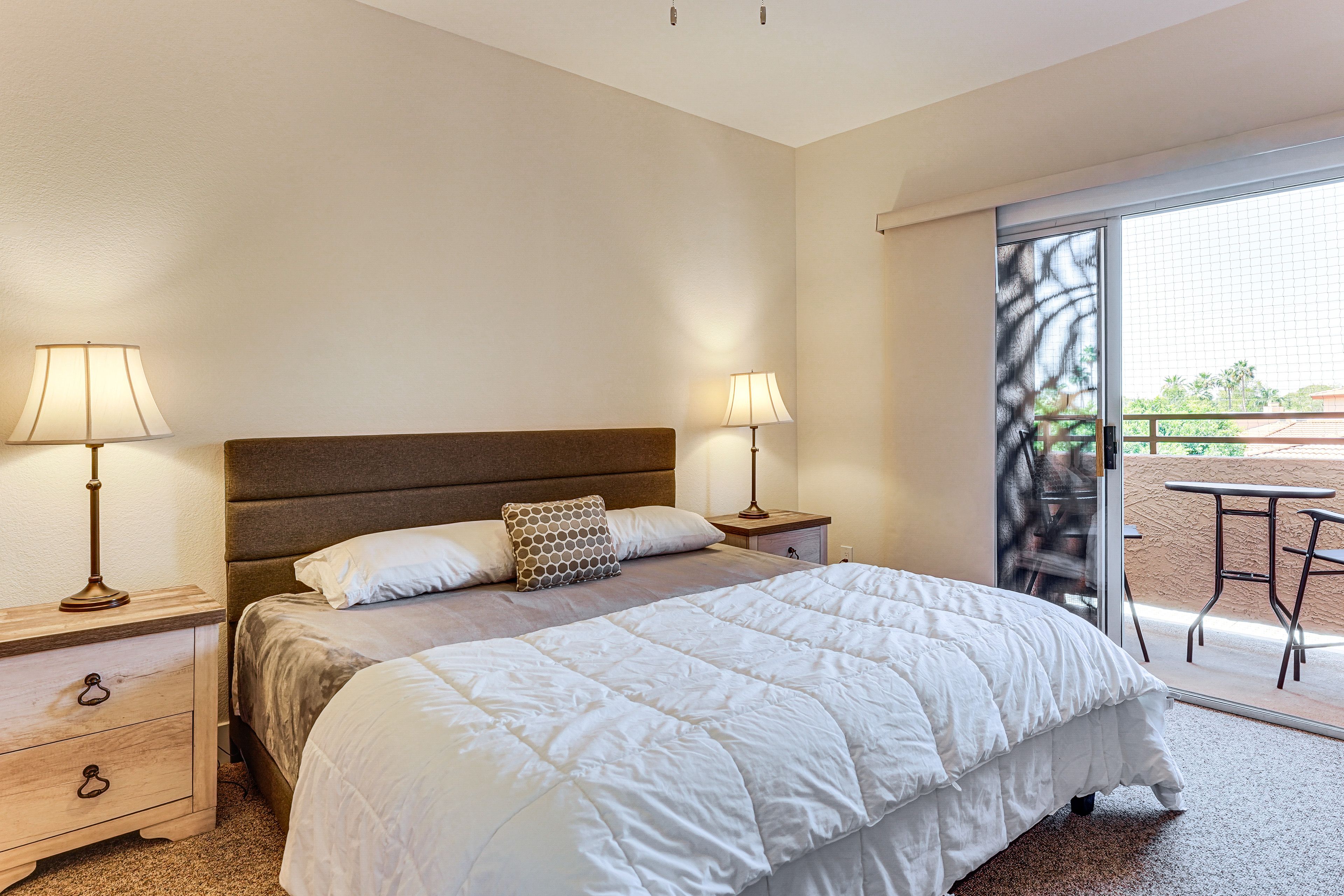 Bedroom 2 | 2nd Floor | King Bed