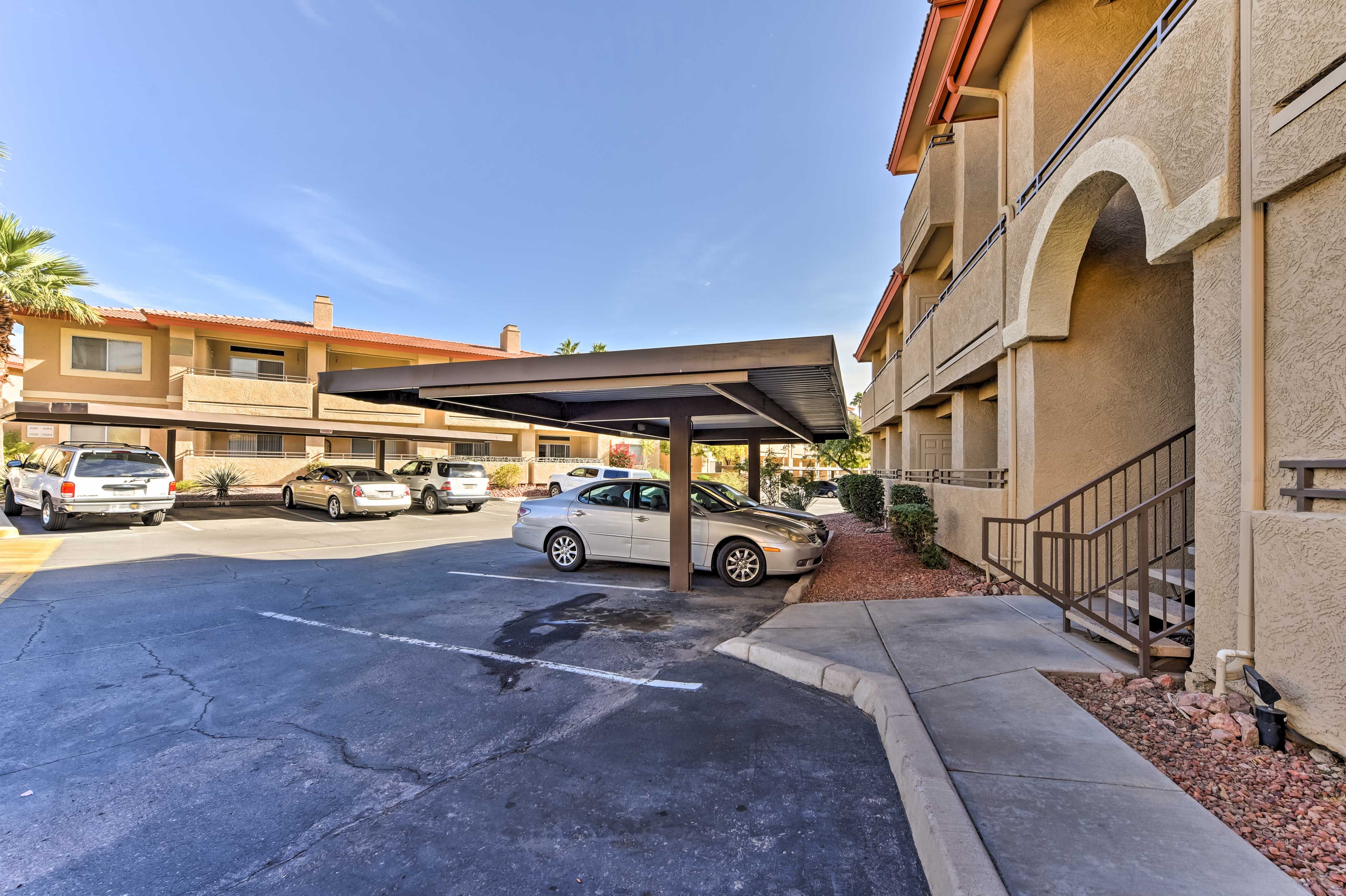 Parking | Community Lot (All Vehicles)