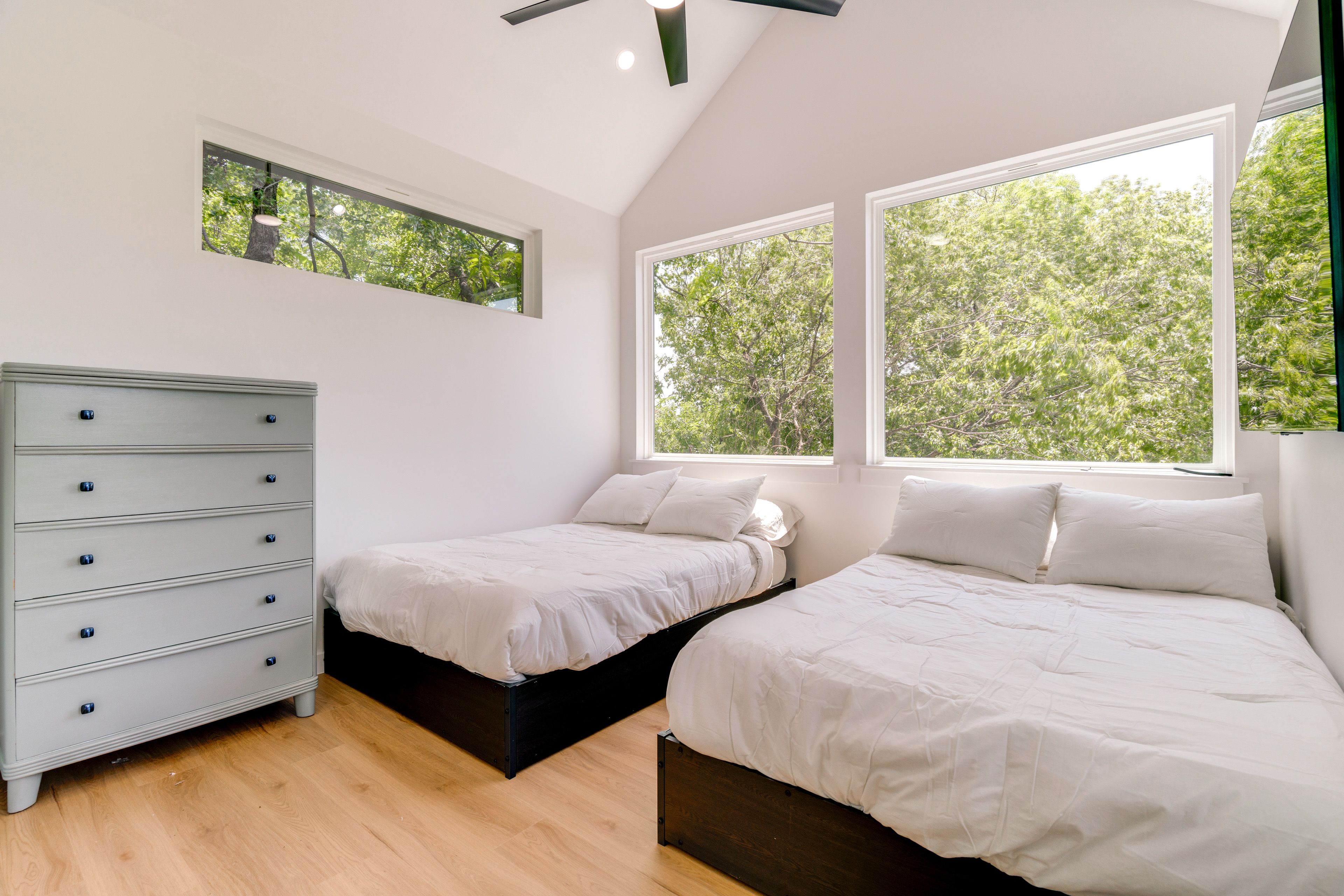 Bedroom 3 | 2nd Floor | 2 Full Beds | Smart TV