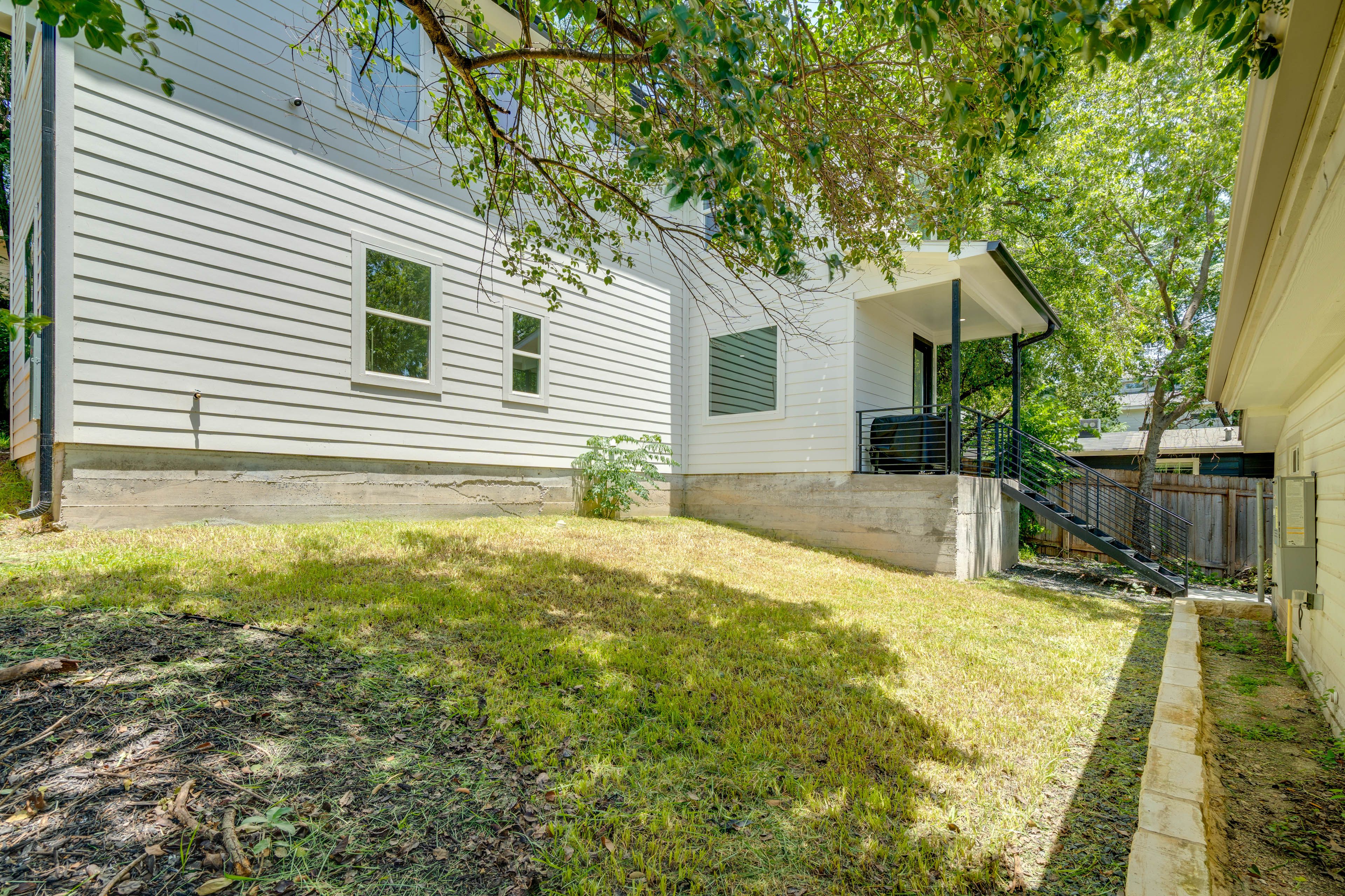 Property Exterior | Spacious Yard
