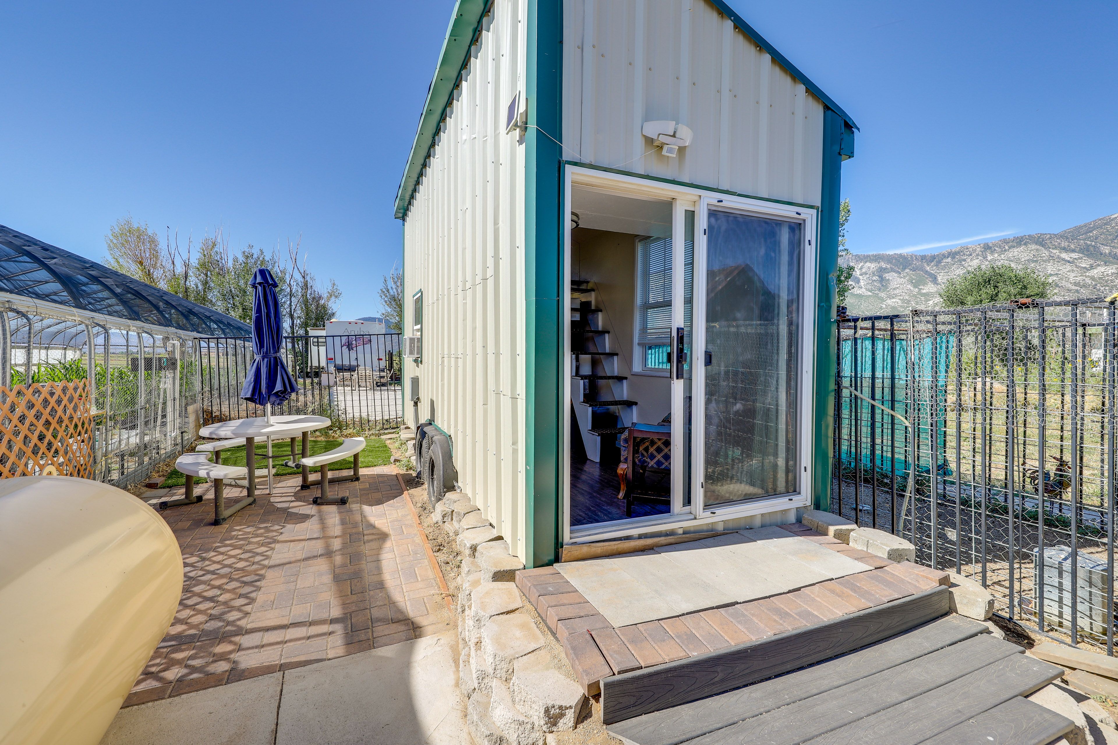 Gardnerville Vacation Rental | Studio | 1BA | 300 Sq Ft | Stairs Required