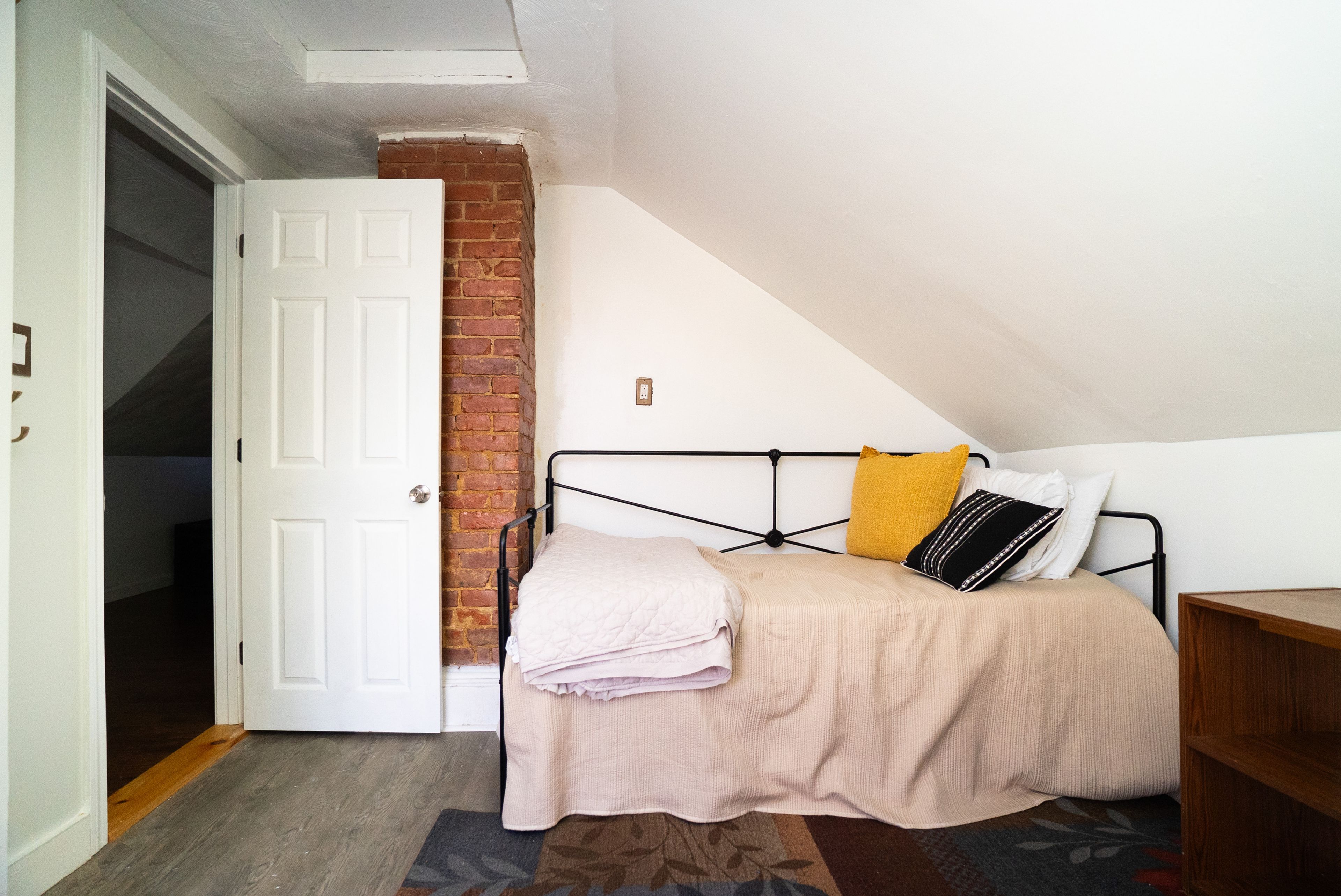 Bedroom 2 | Twin Bed w/ Twin Trundle | 2nd Floor