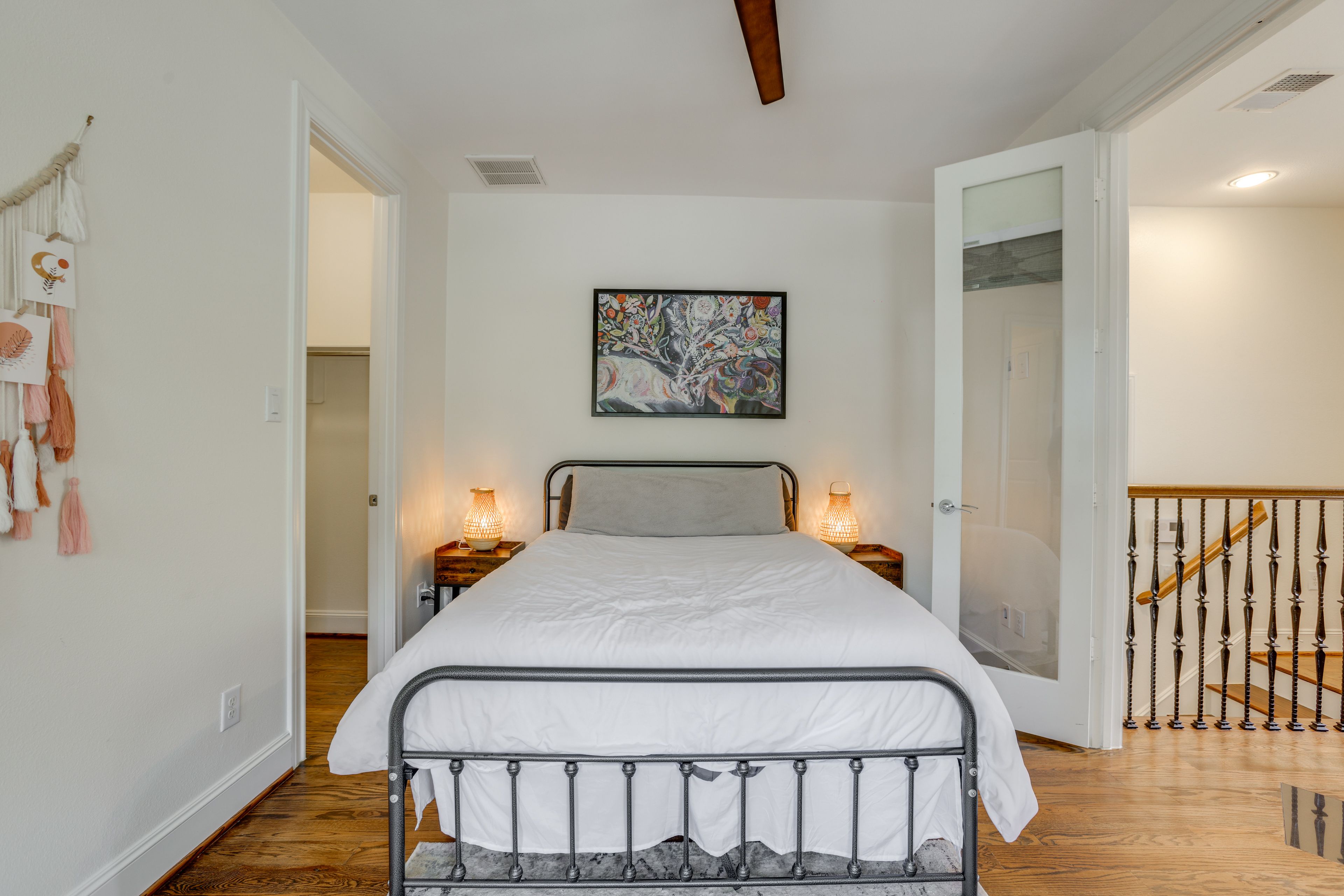 Bedroom 1 | 1st Floor | Queen Bed | Smart TV