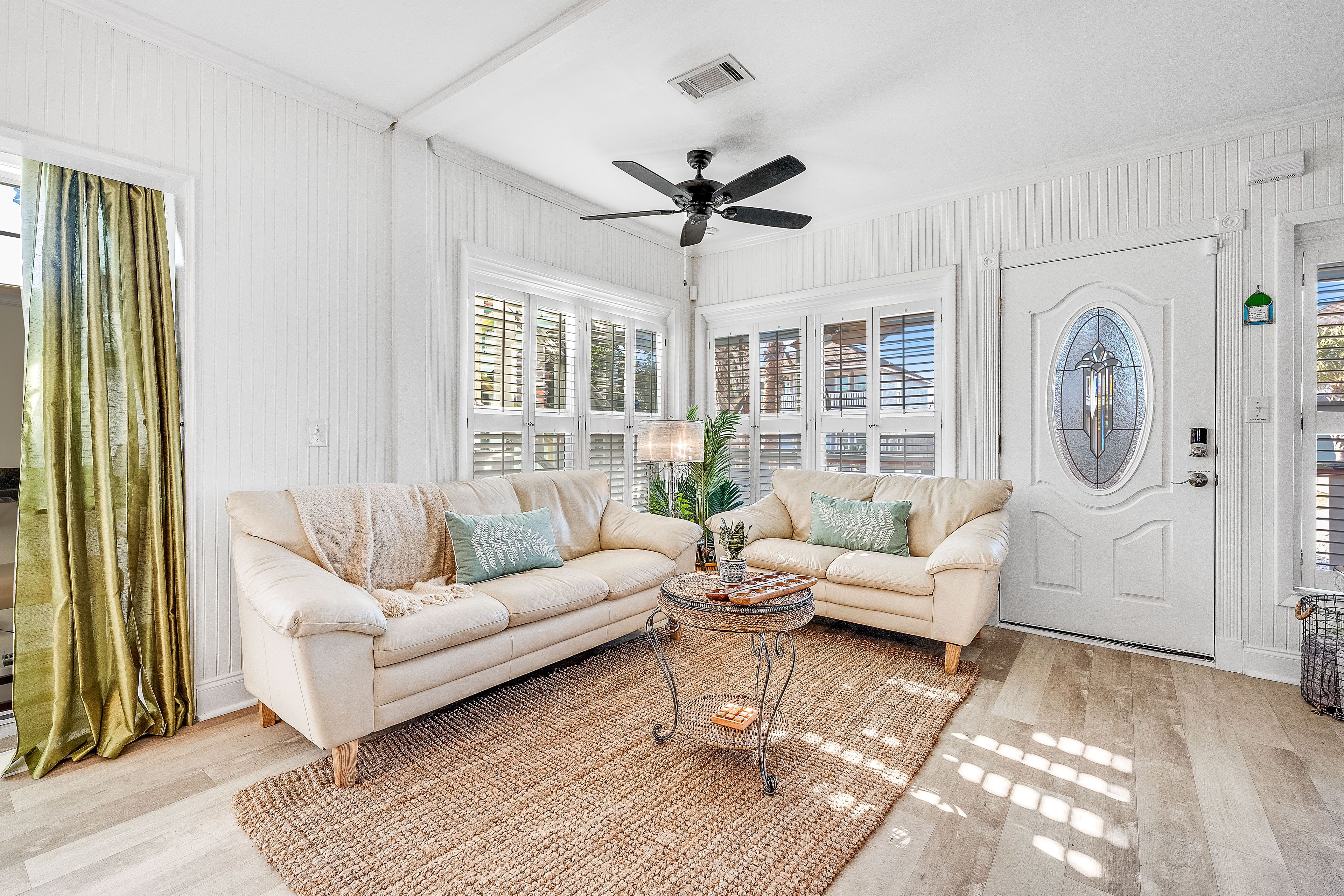 Living Room | Full Sleeper Sofa