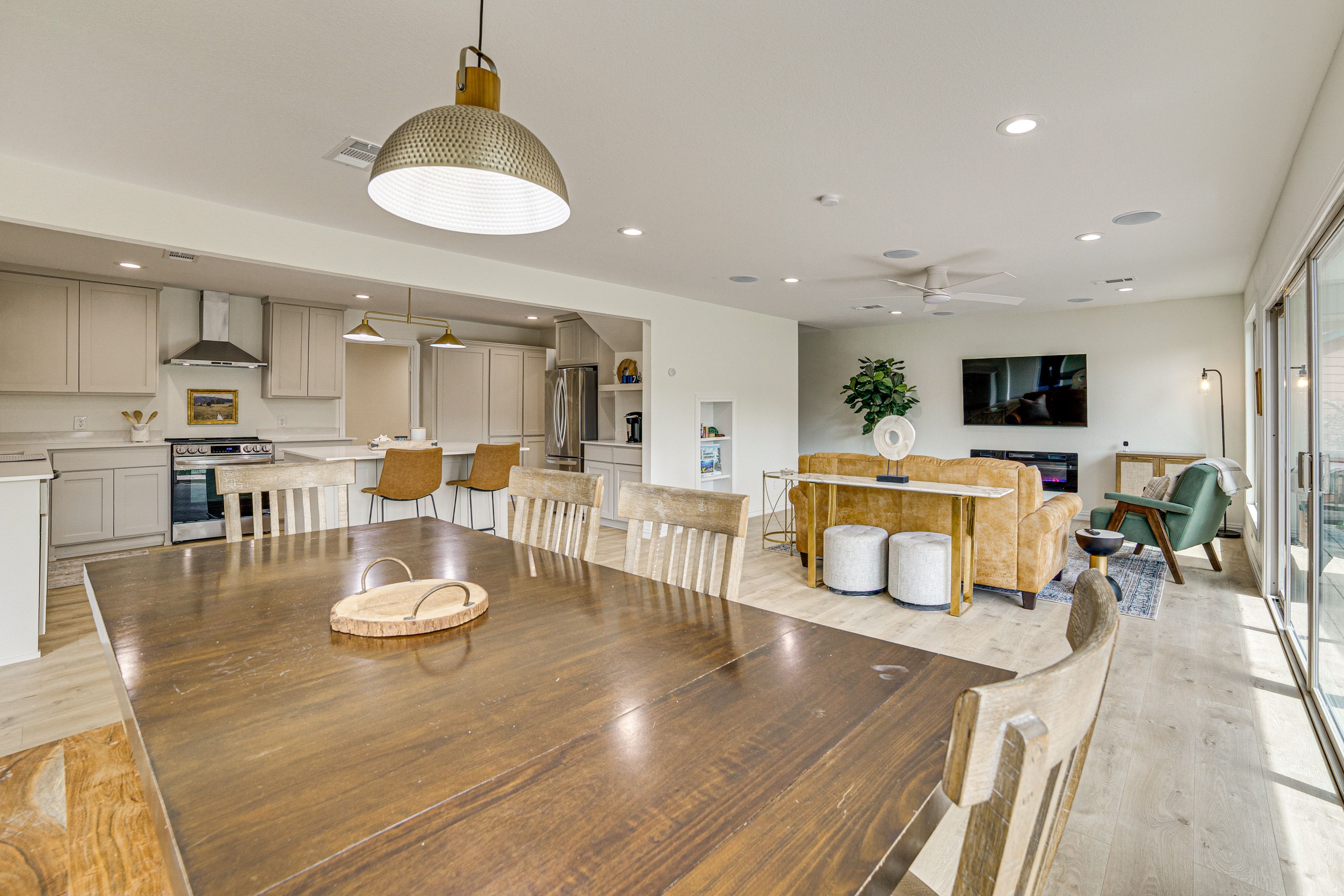 Interior Space | Free WiFi