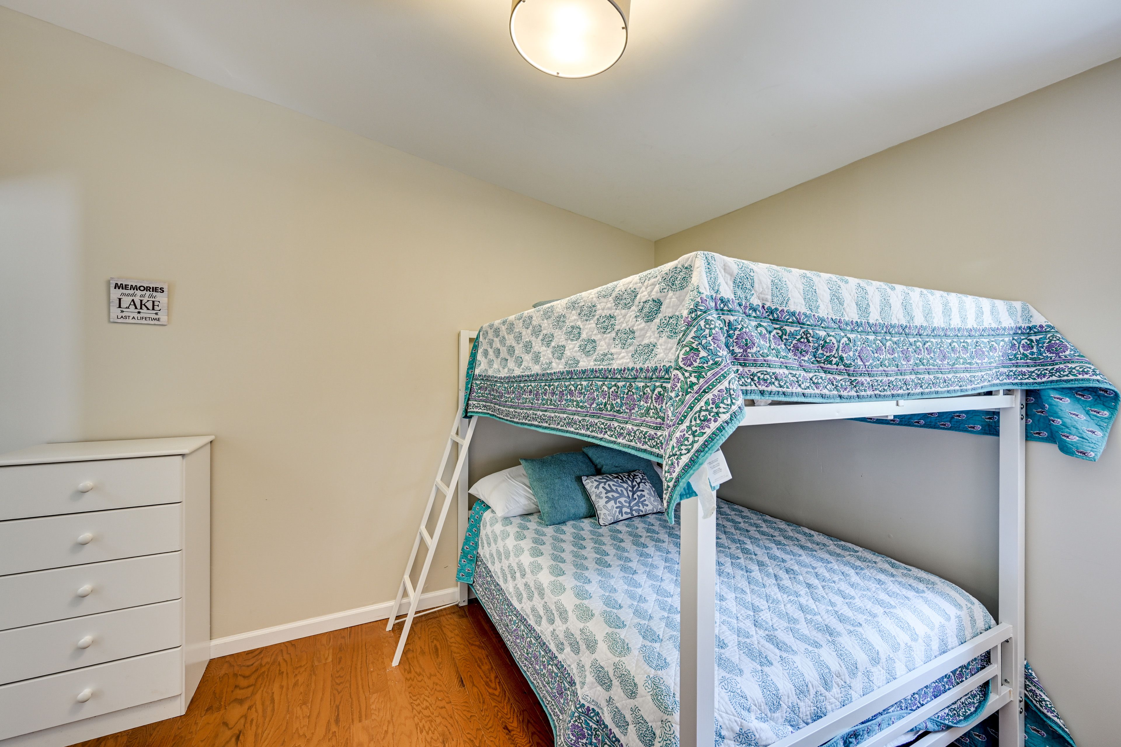 Bedroom 3 | Full Bunk Bed