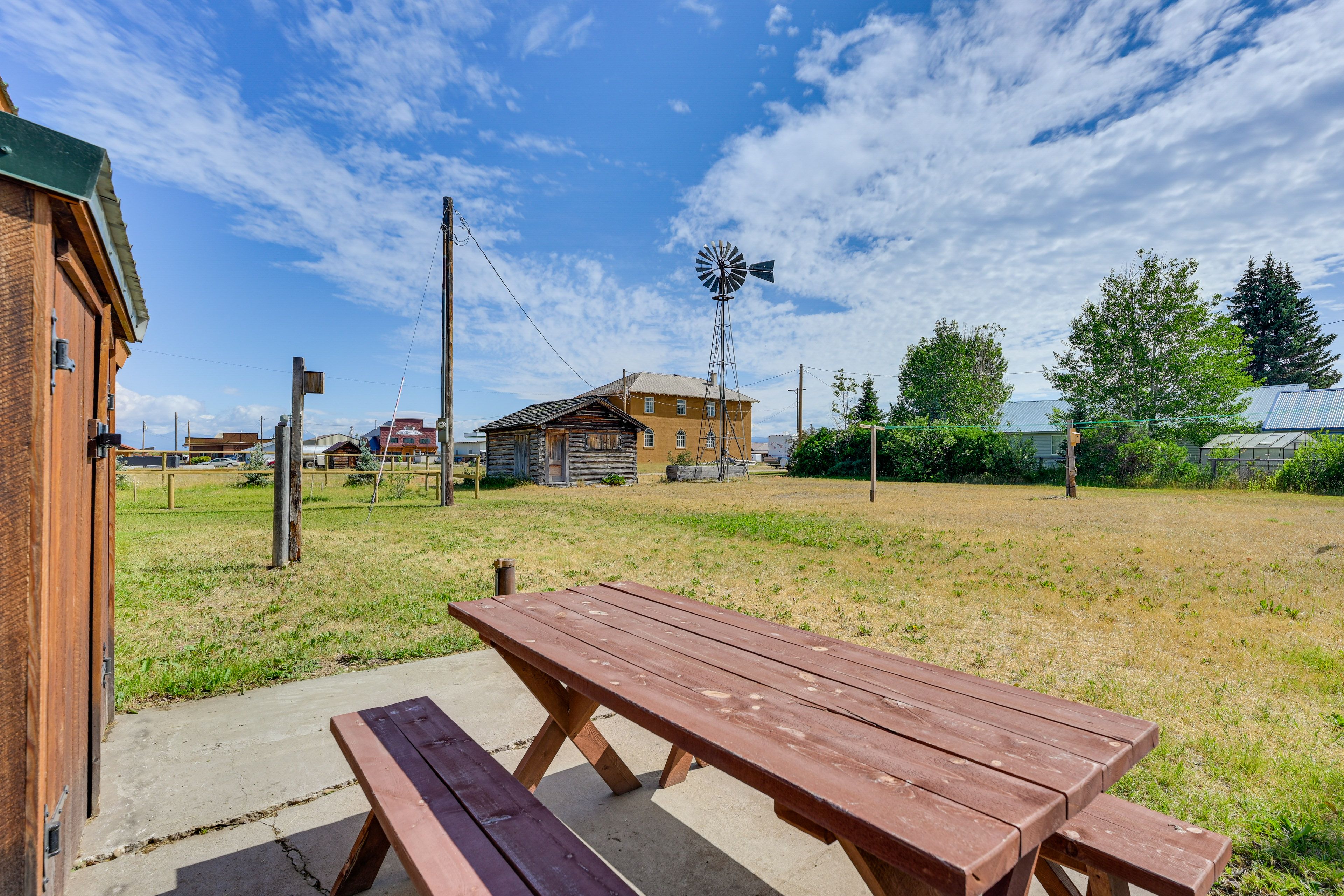 Private Picnic Area | Mountain Surroundings