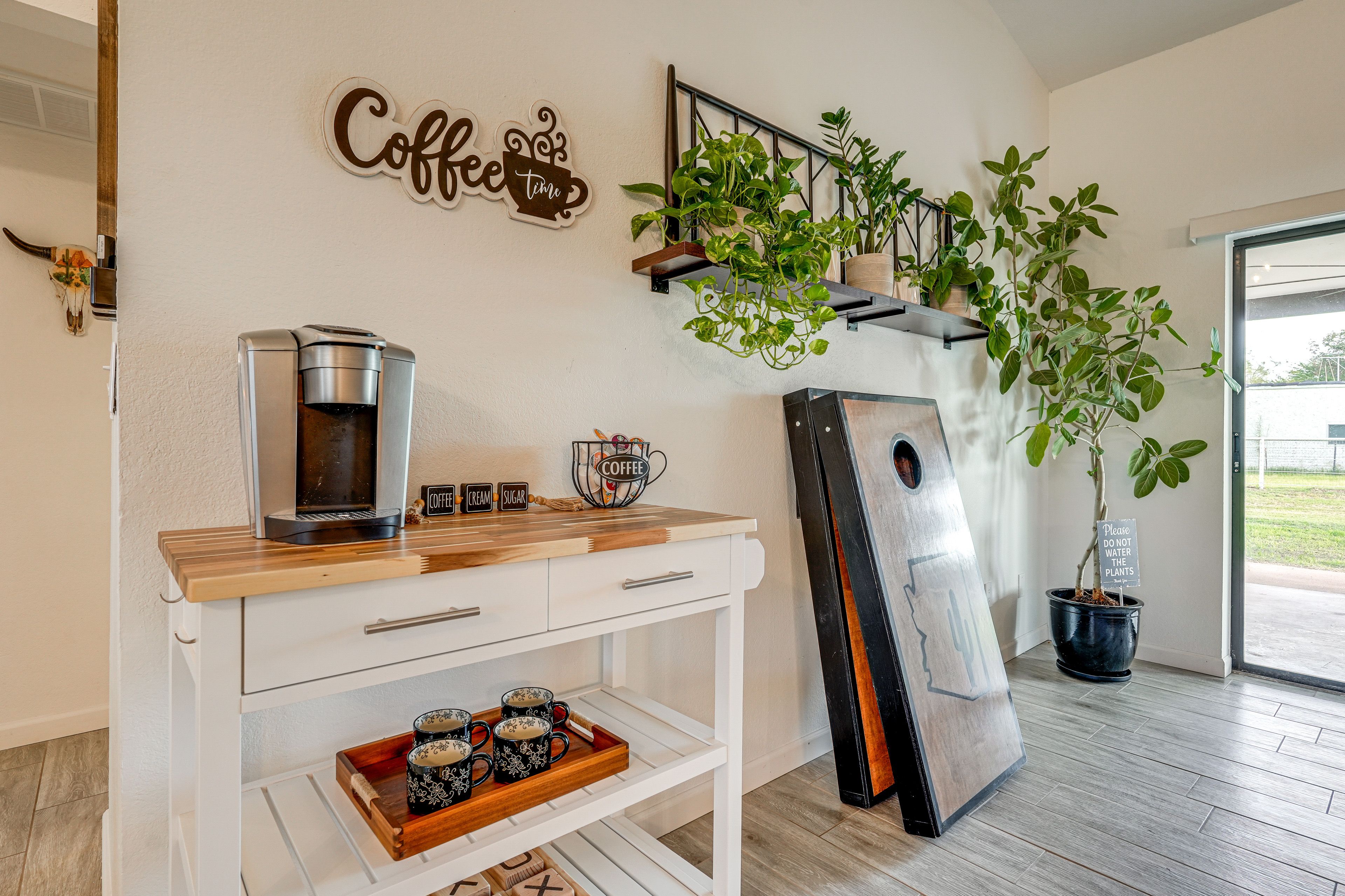 Coffee Bar | Keurig Coffee Maker