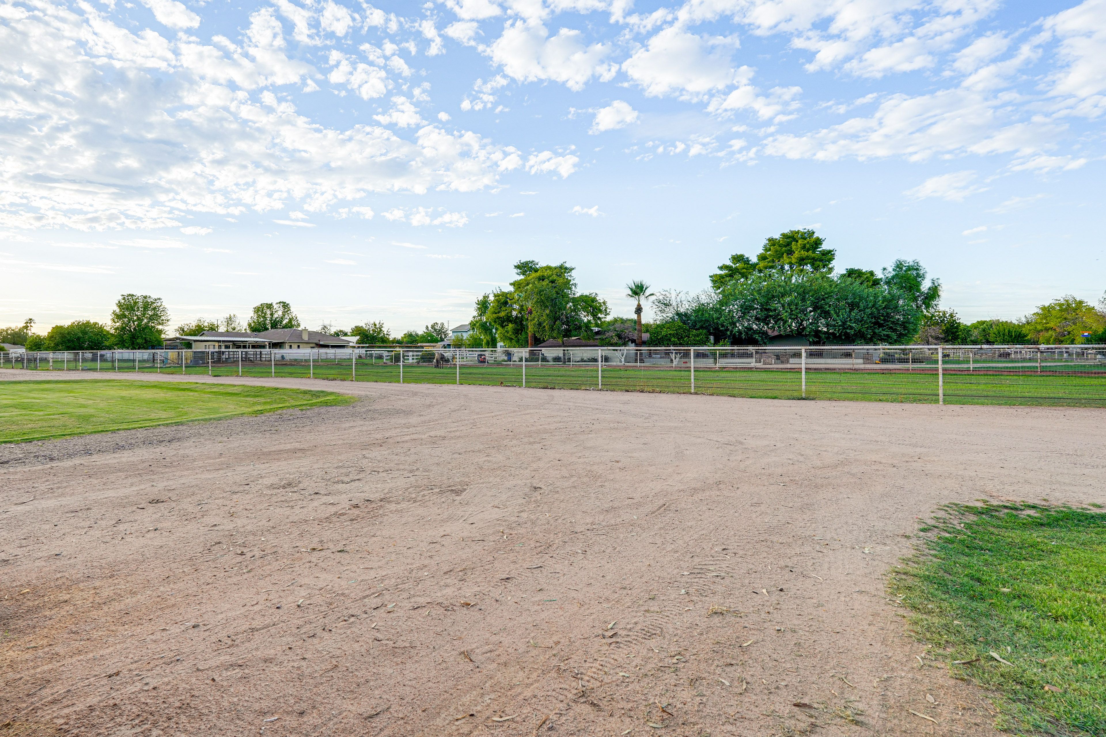 Shared 2.5-Acre Property | Stable On-Site