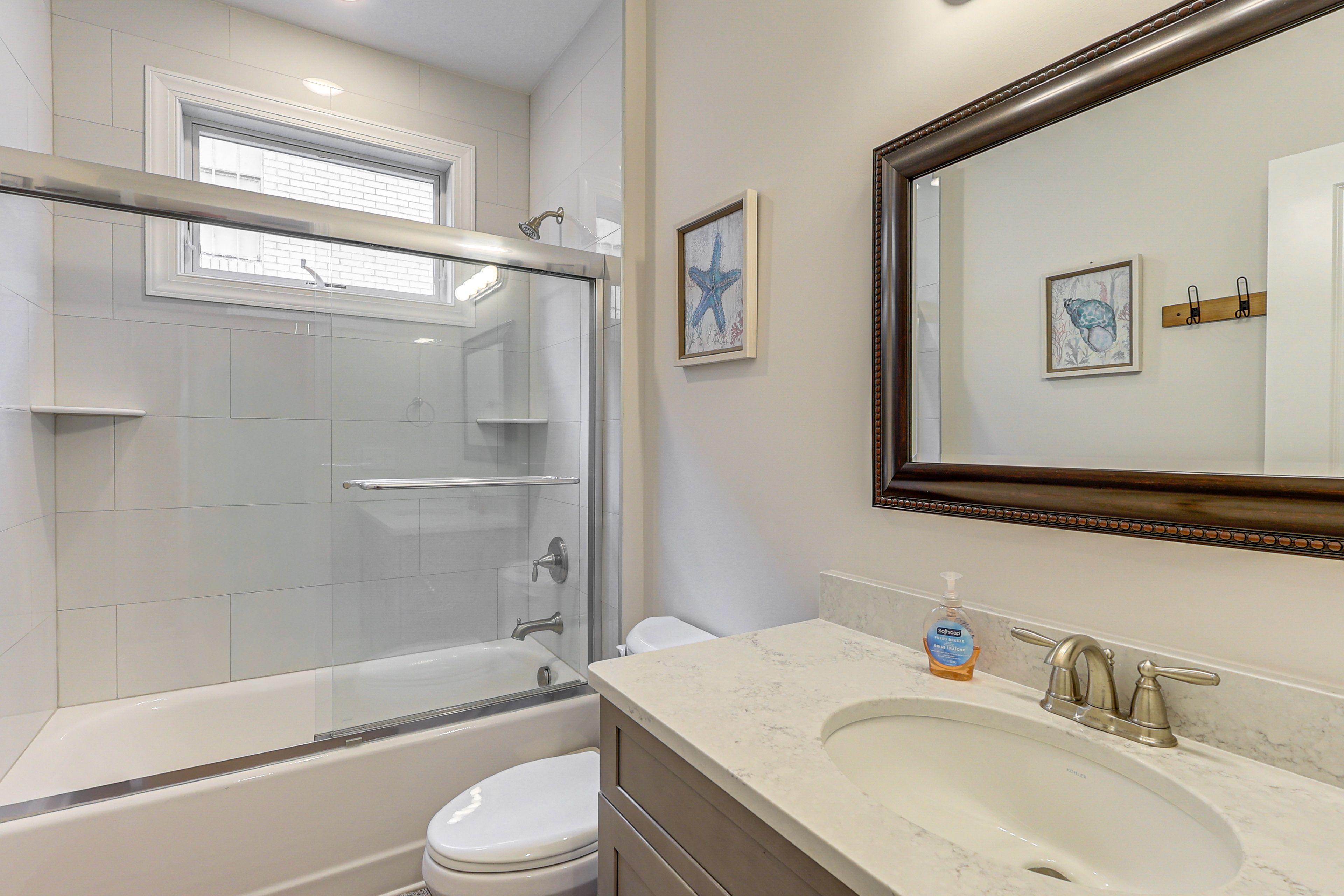Full Bathroom