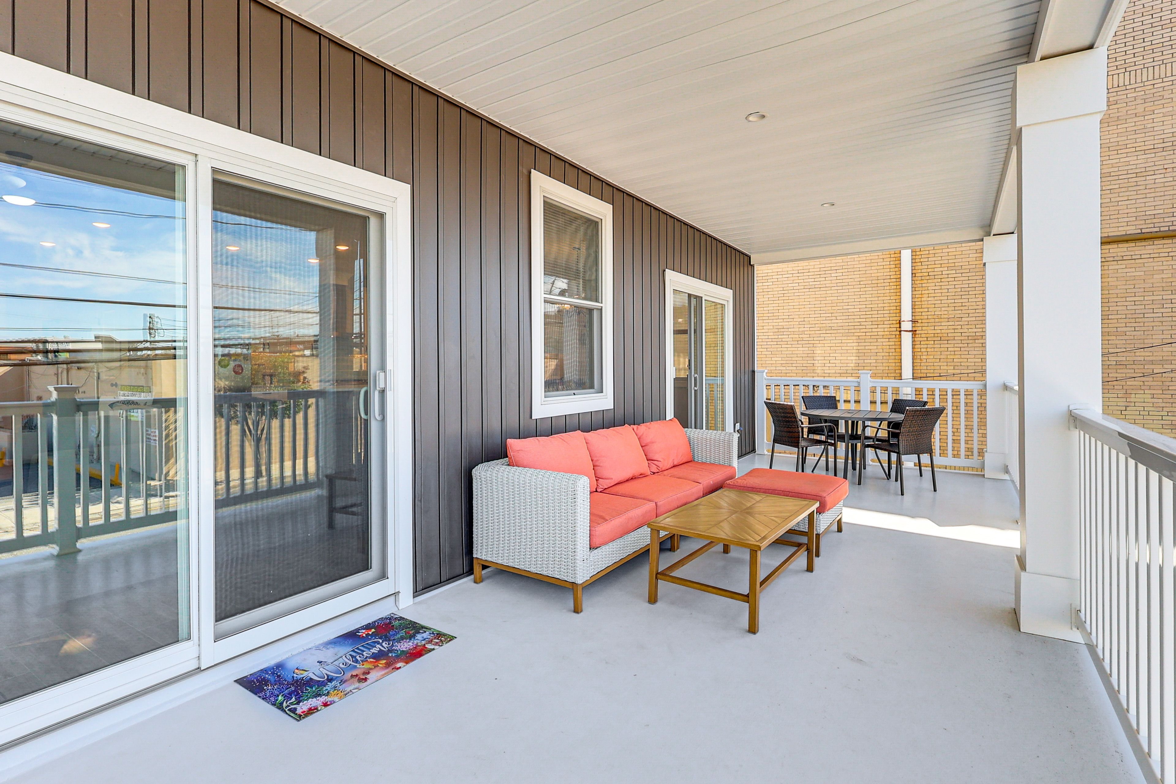 Private Deck