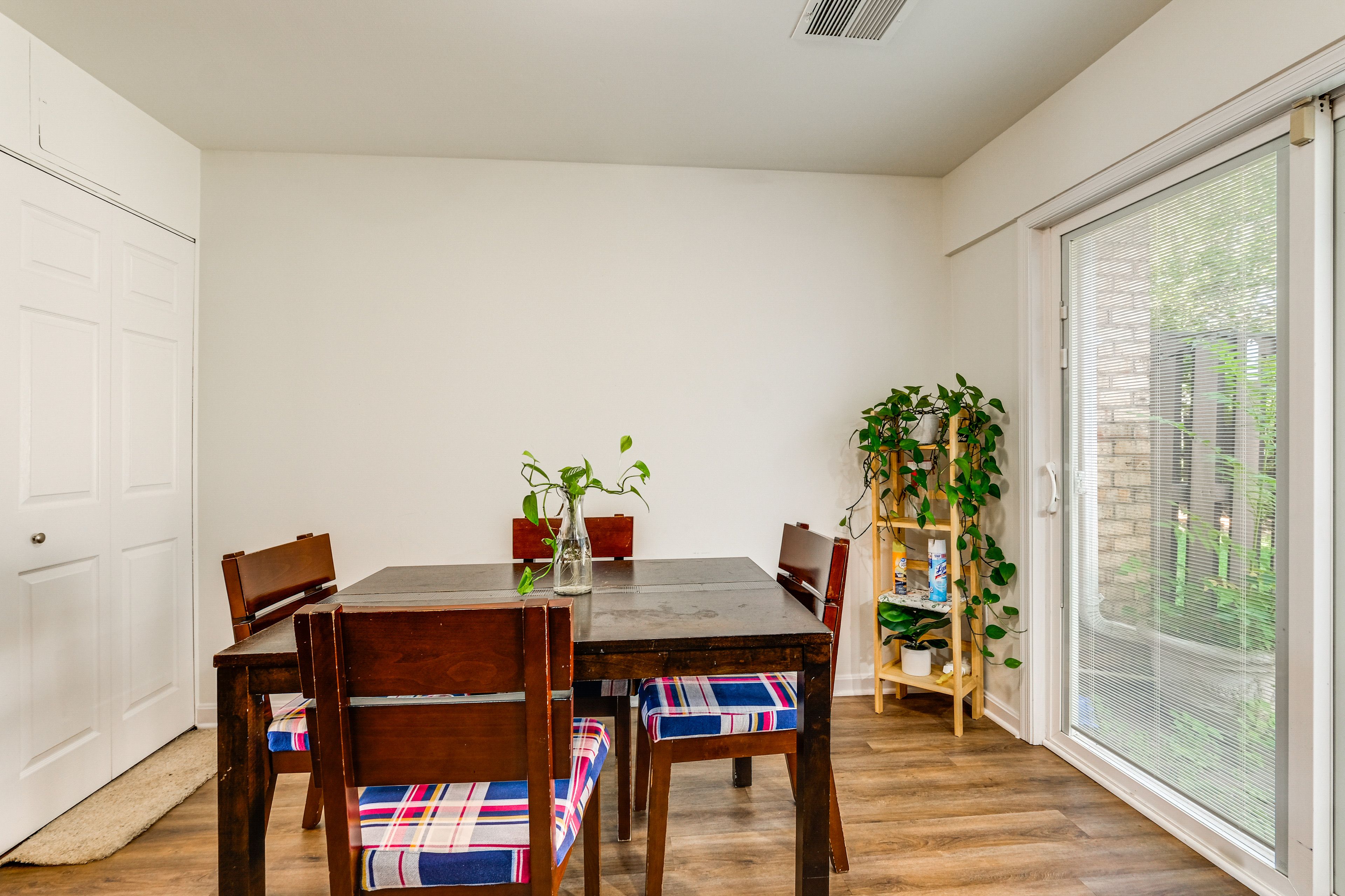 Dining Area | 1st Floor
