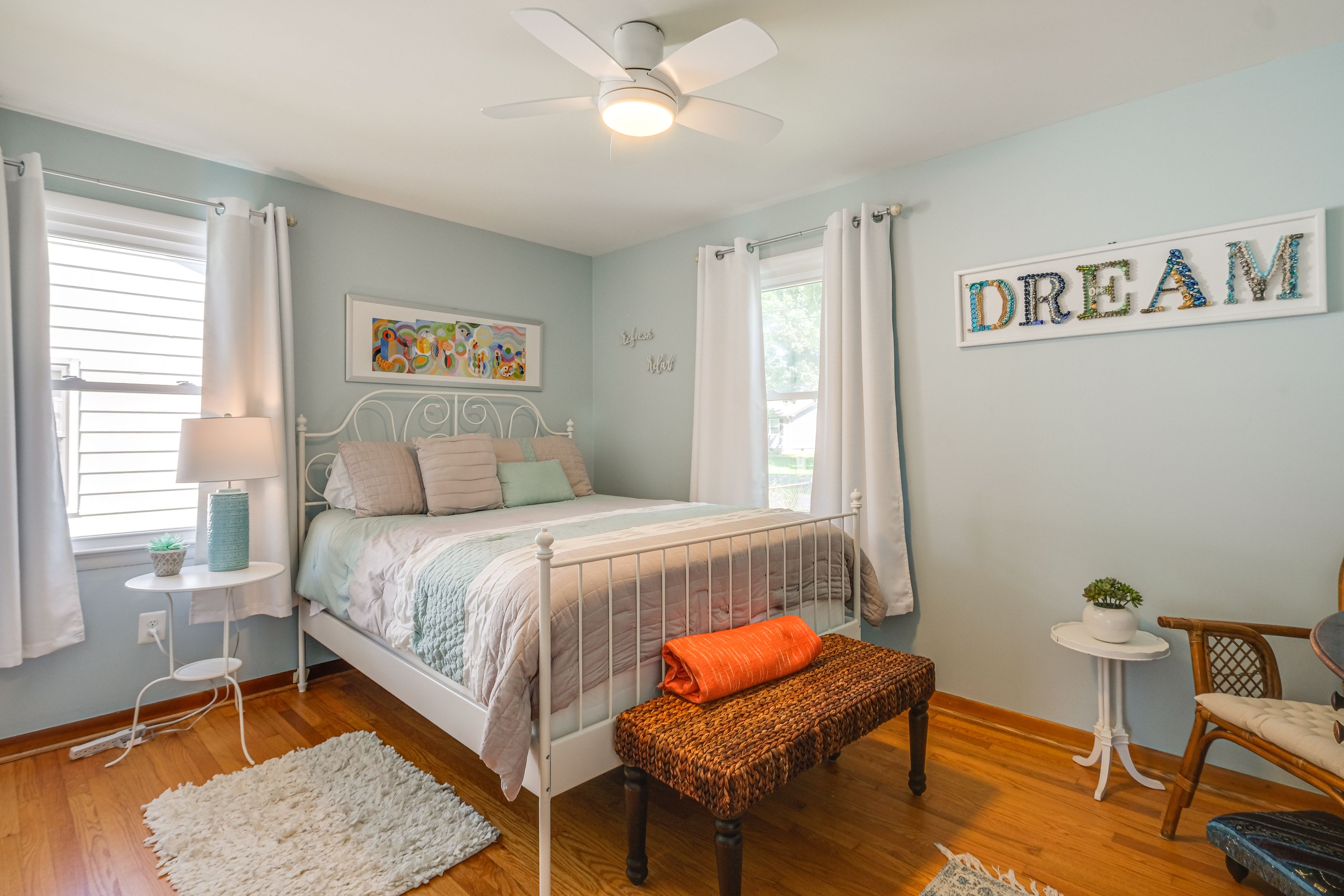 Bedroom 1 | Queen Bed | Linens Provided