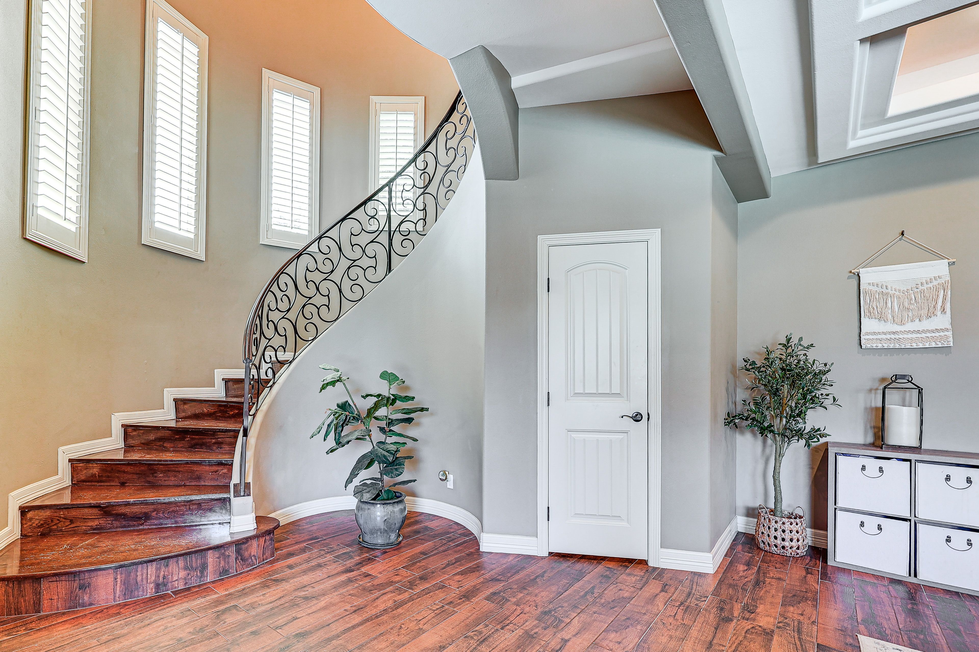 Entryway | Stairs to 2nd Floor