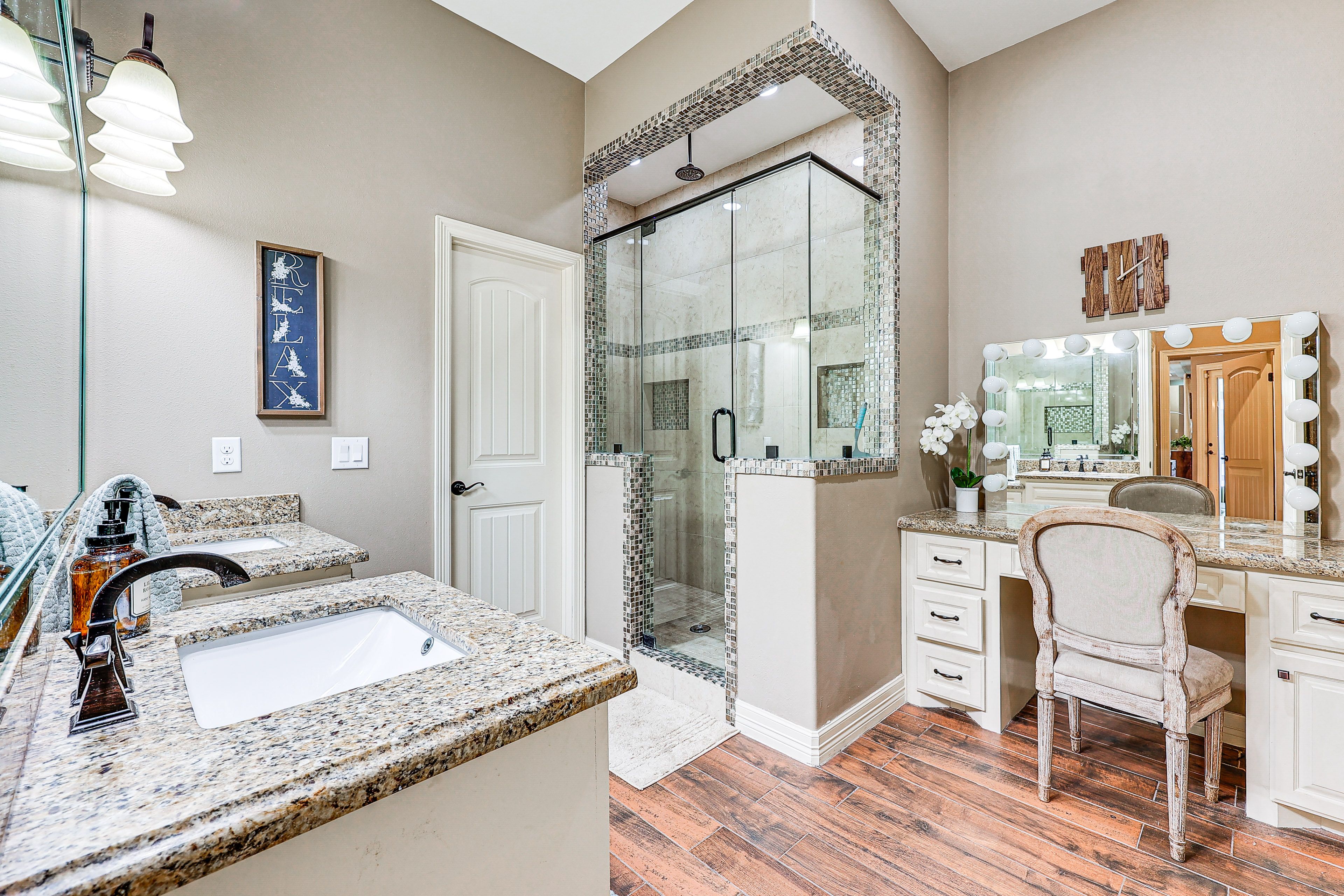 En-Suite Bathroom | 1st Floor | Towels Provided