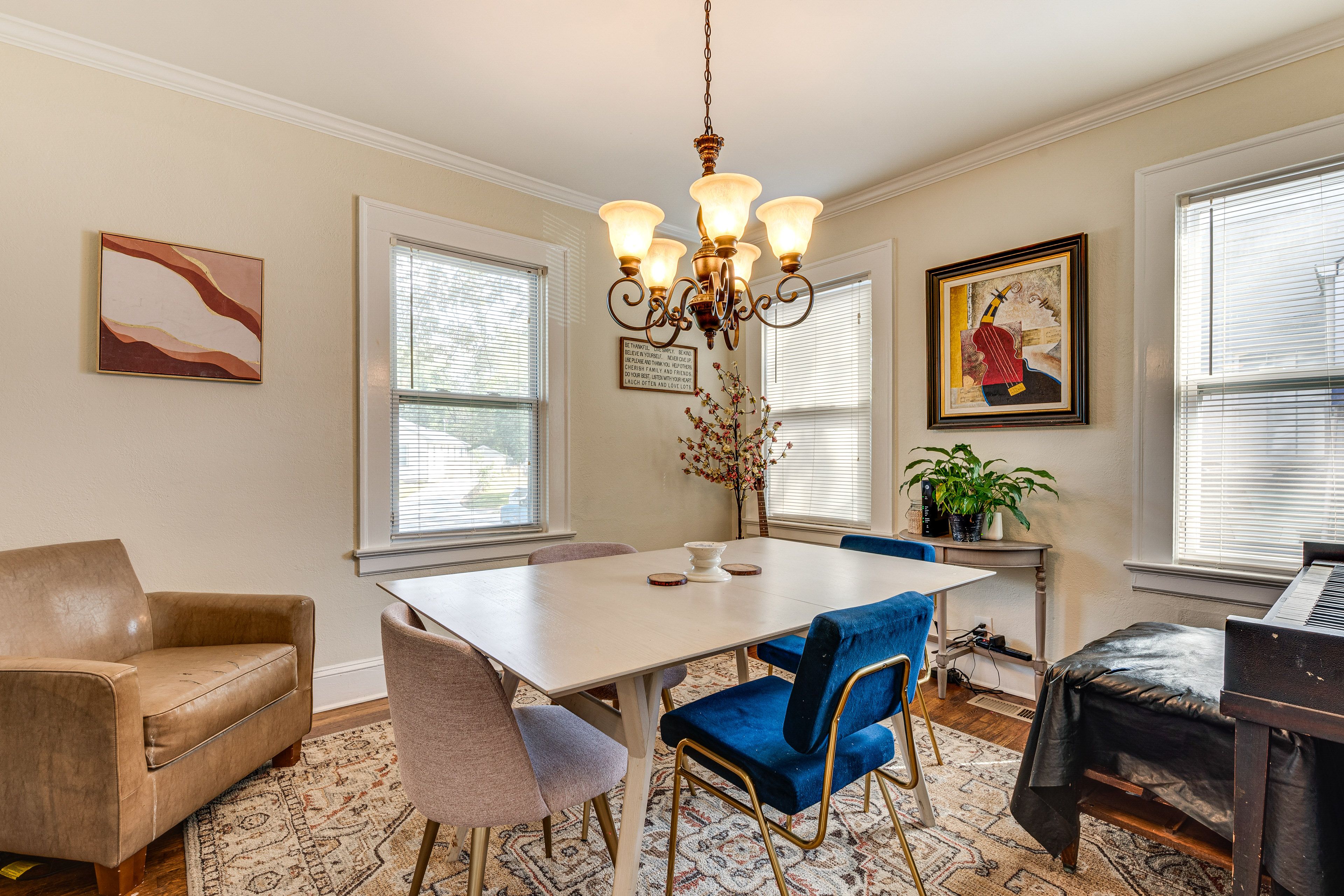 Hapeville Vacation Rental | 2BR | 2BA | 6 Steps to Enter | 1,600 Sq Ft