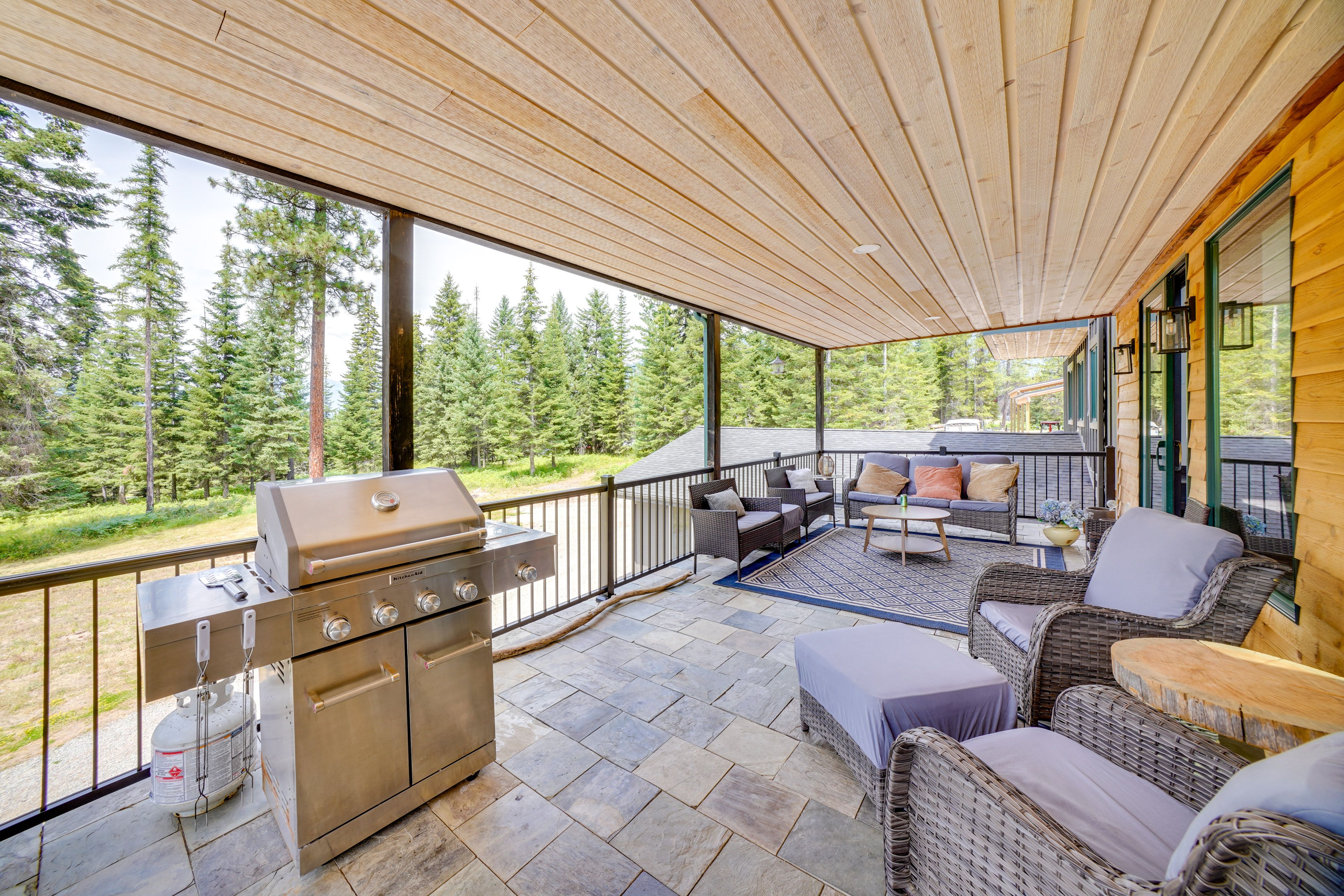 Private Deck | Gas Grill | Outdoor Seating