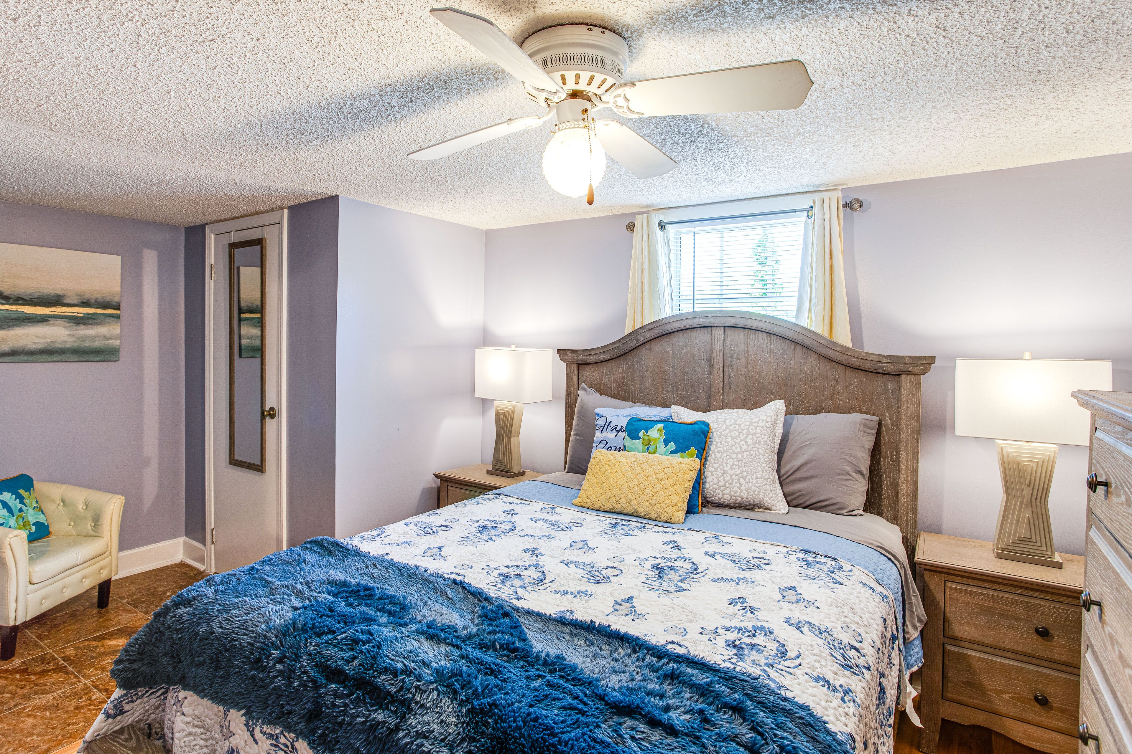 Bedroom 3 | Queen Bed