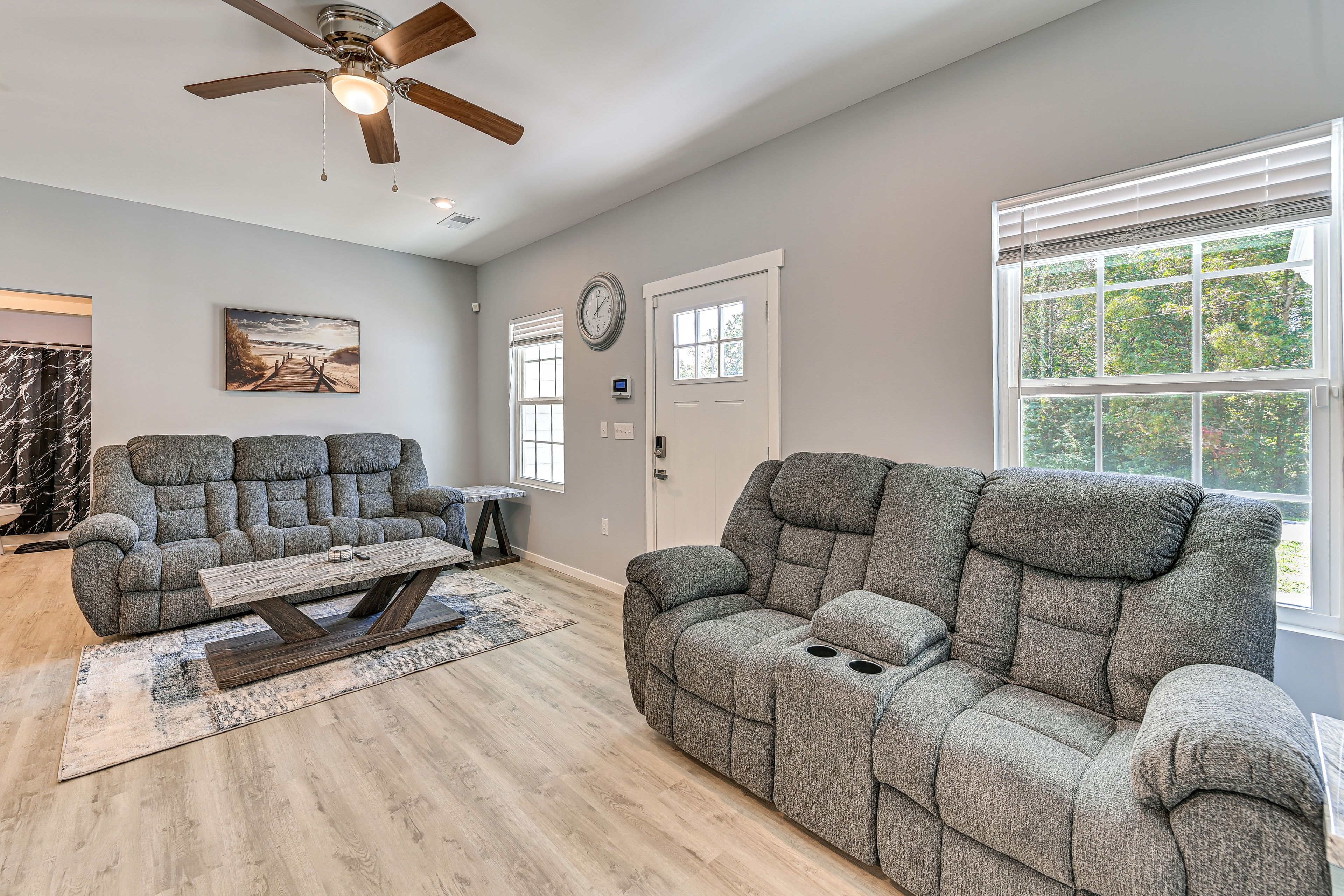 Living Room | Smart TV