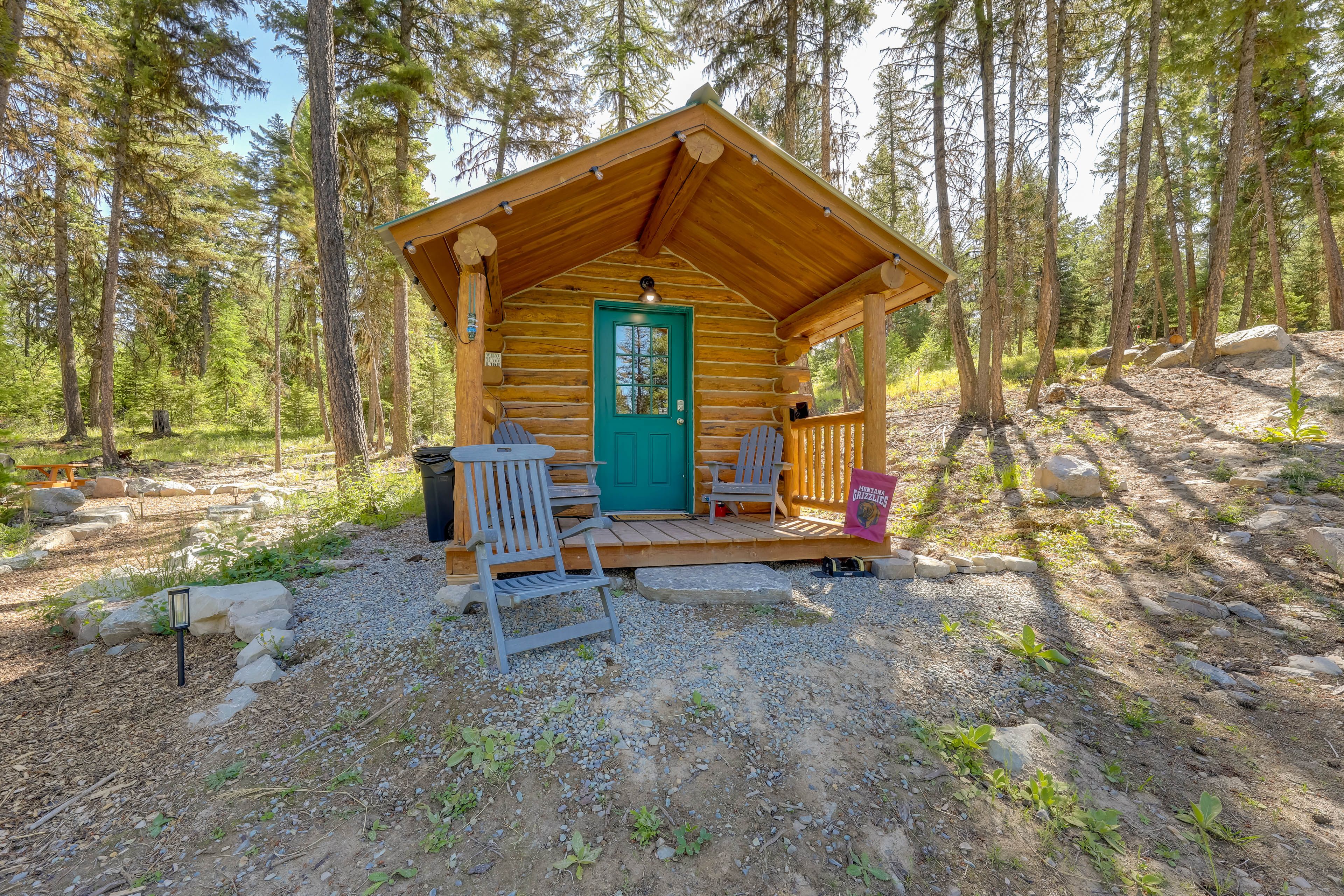 Property Exterior | Single-Story Cabin