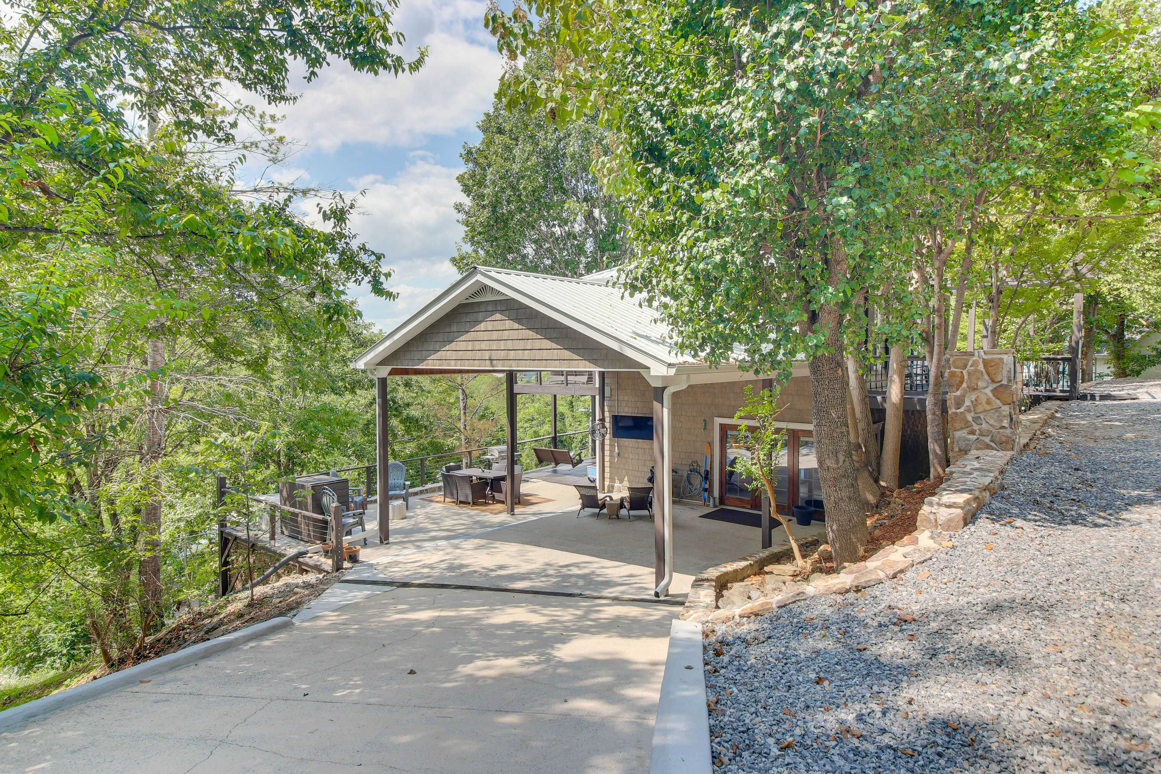 Parking | Paved Driveway (1 Vehicle) | Gravel Driveway (3 Vehicles)