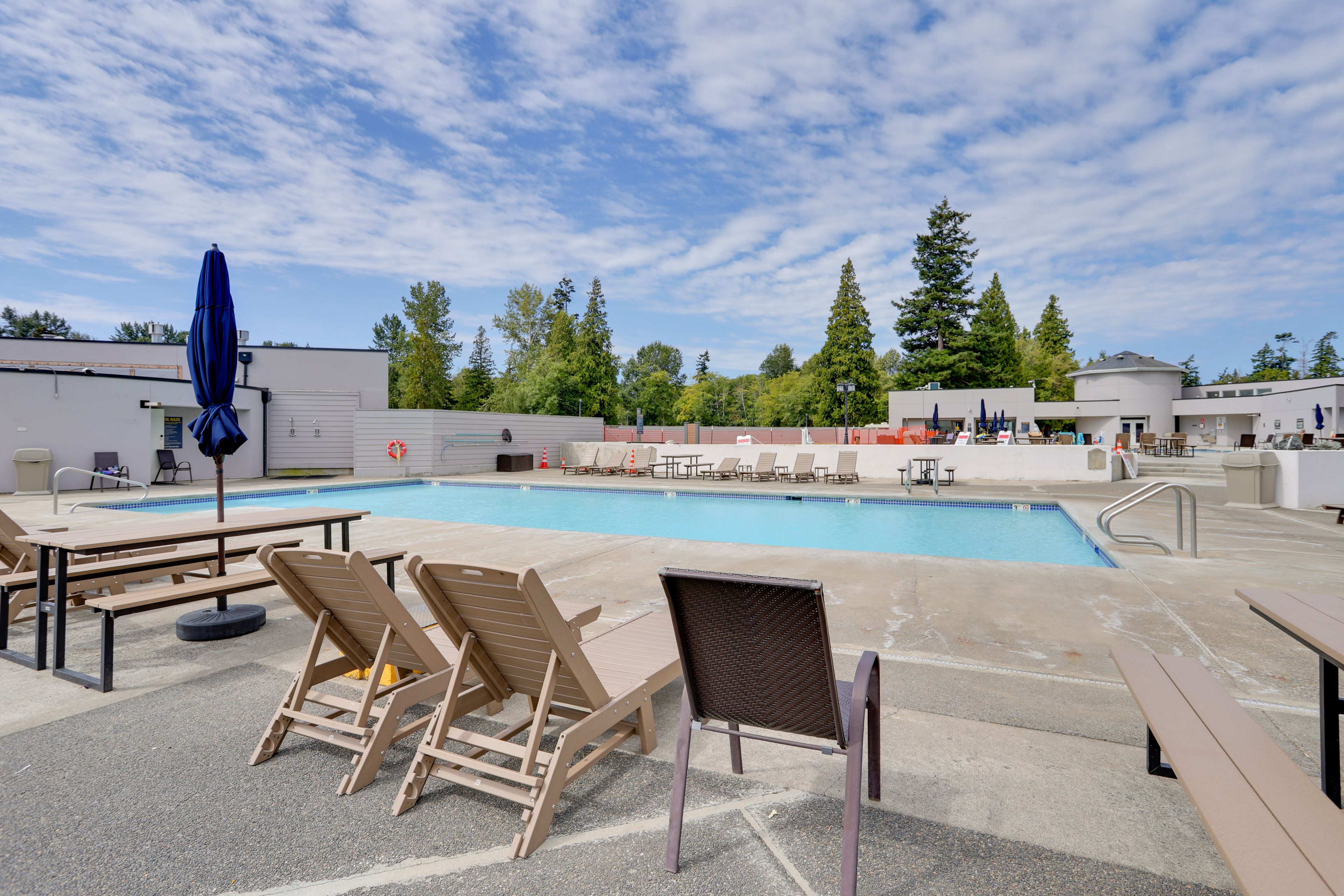 Sun Retreats Birch Bay | Outdoor Pool