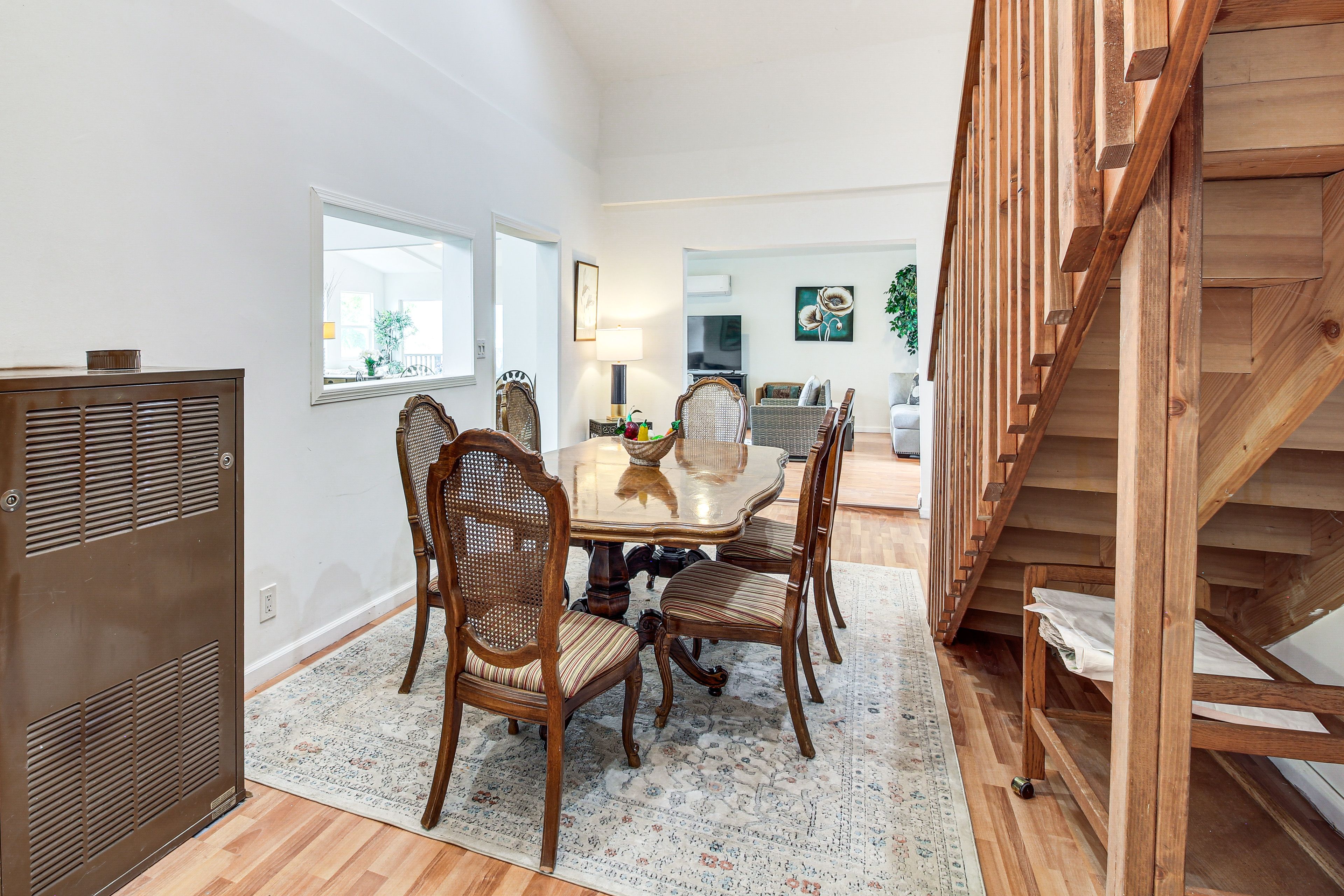 Main Dining Area | 1st Floor