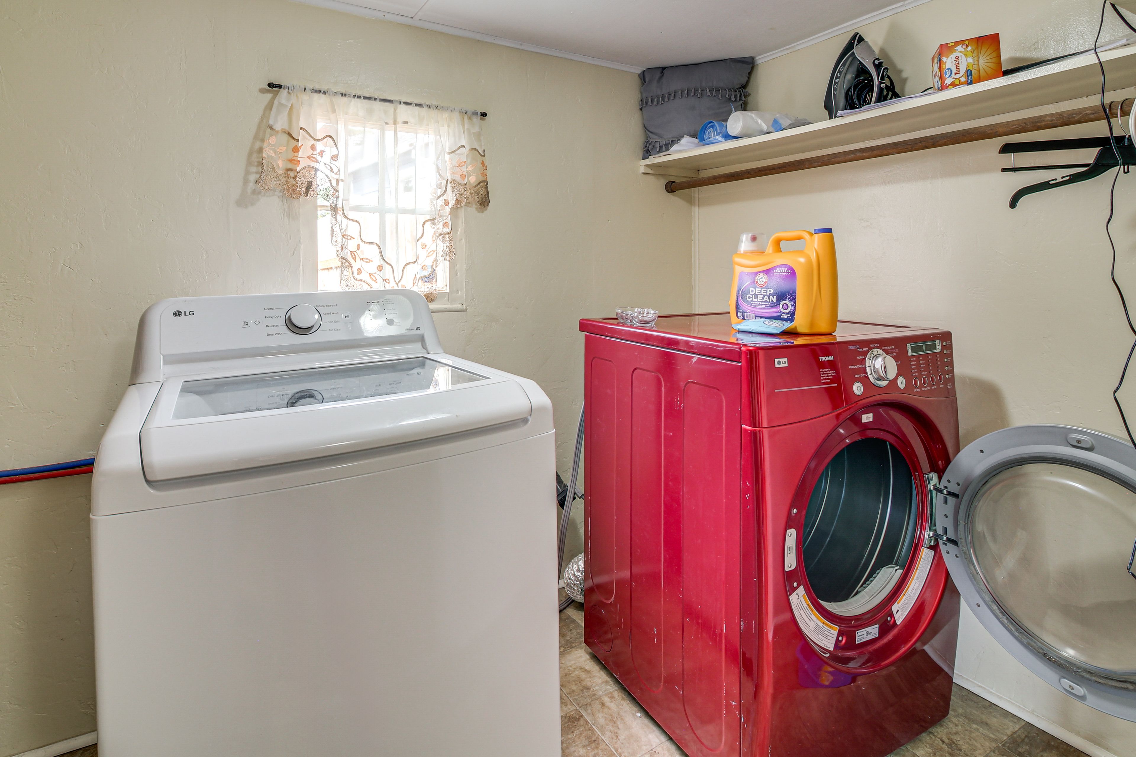 Laundry Room | Washer/Dryer | Laundry Detergent