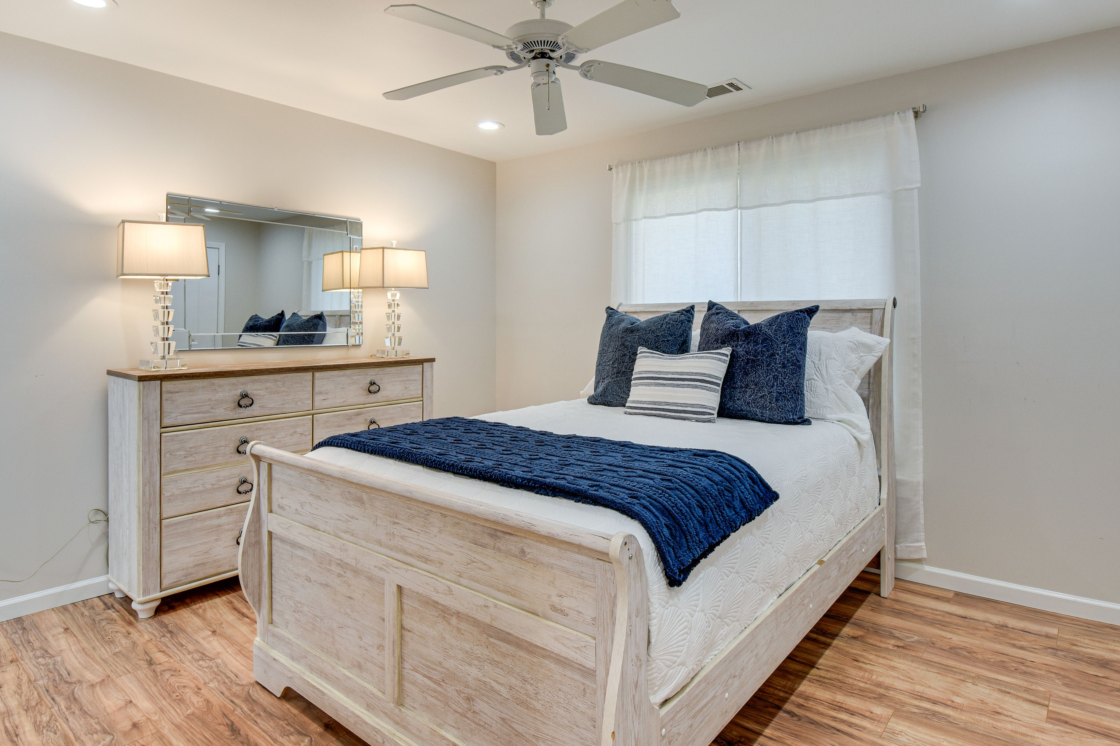 Bedroom 1 | Queen Bed | Linens Provided