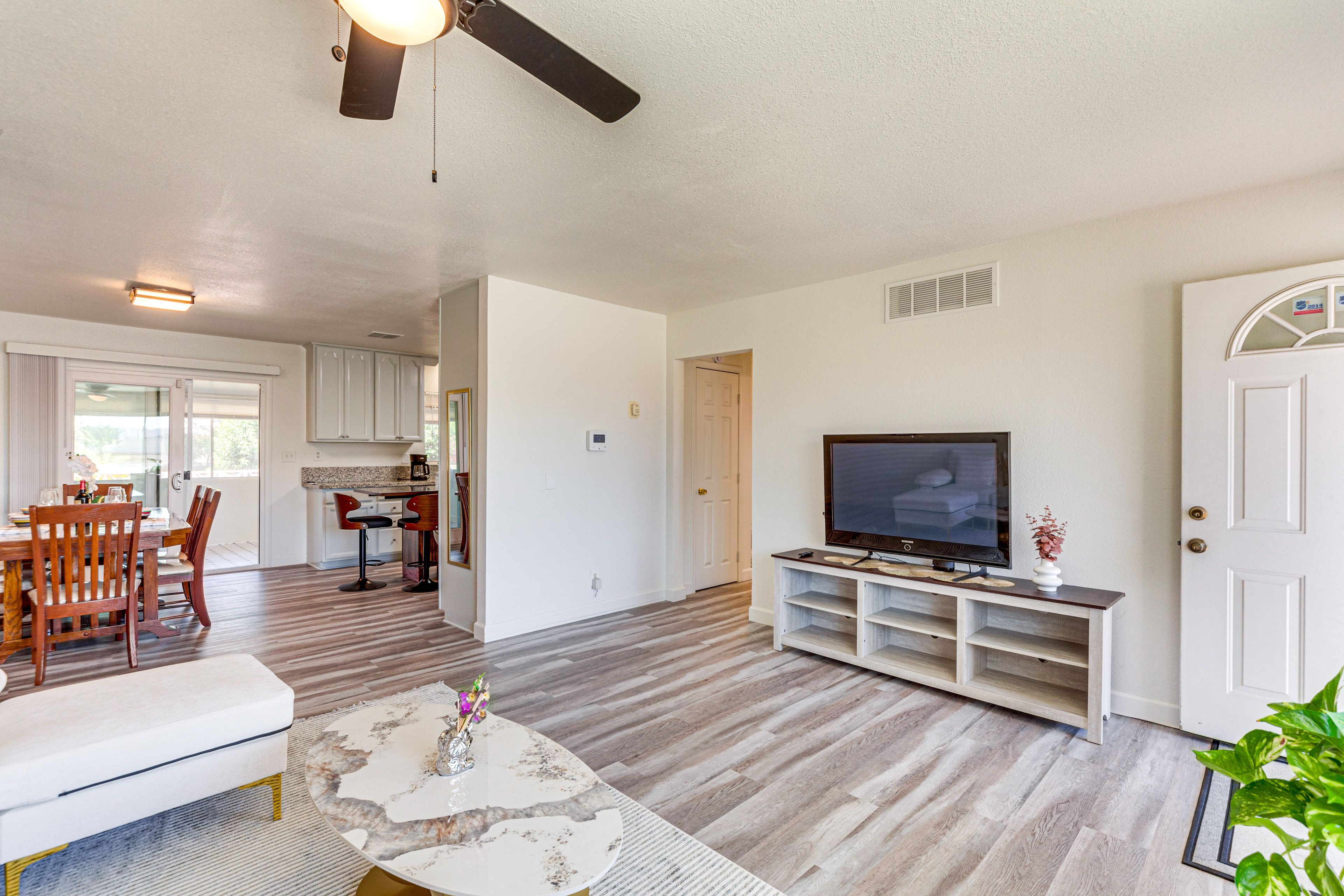 Hemet Vacation Rental | 2BR | 2BA | Step-Free Entry | 1,035 Sq Ft