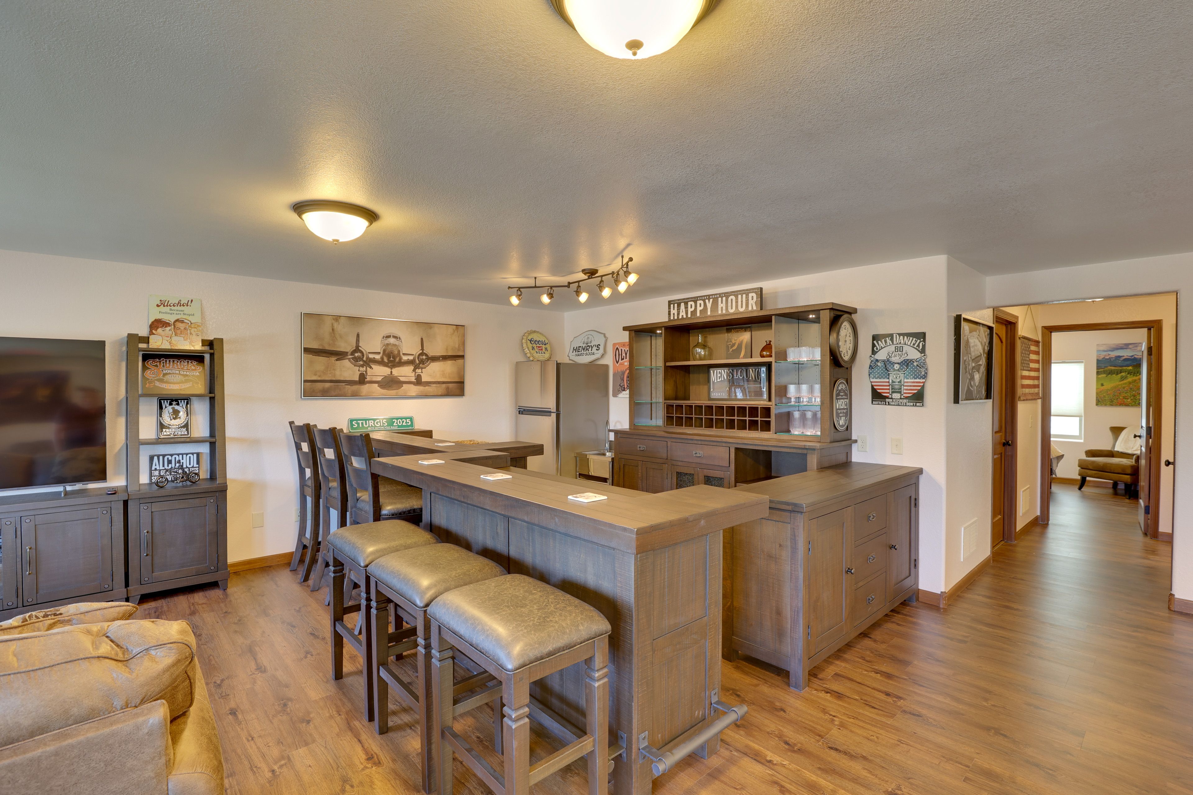 Bar | Lower Level
