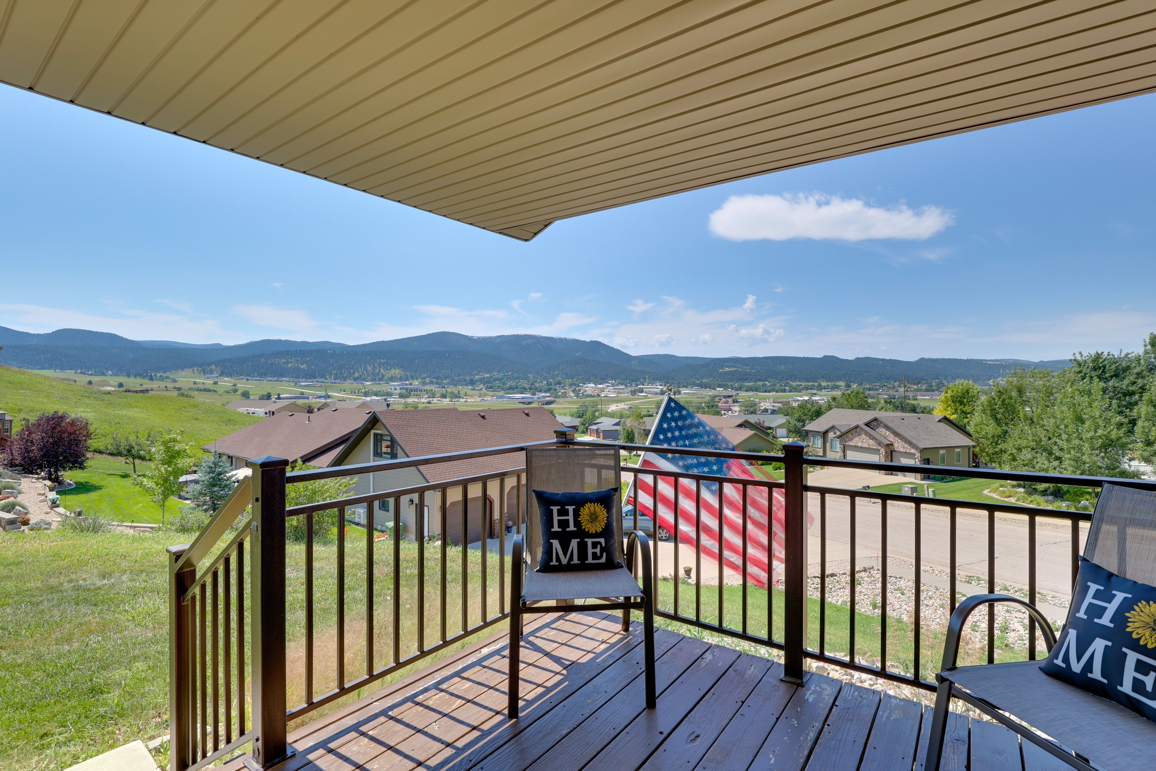 Deck | Mountain Views