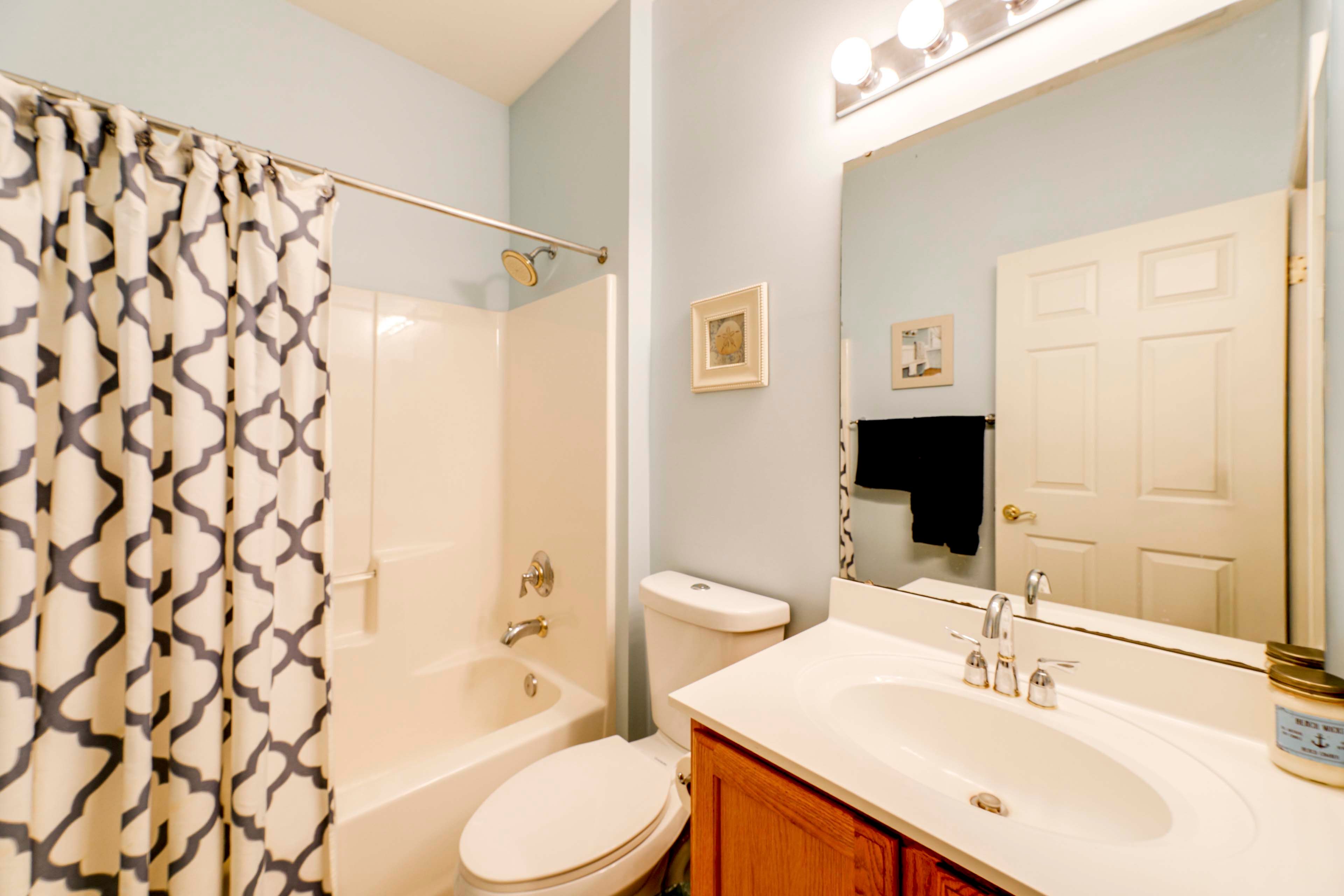 Full Bathroom