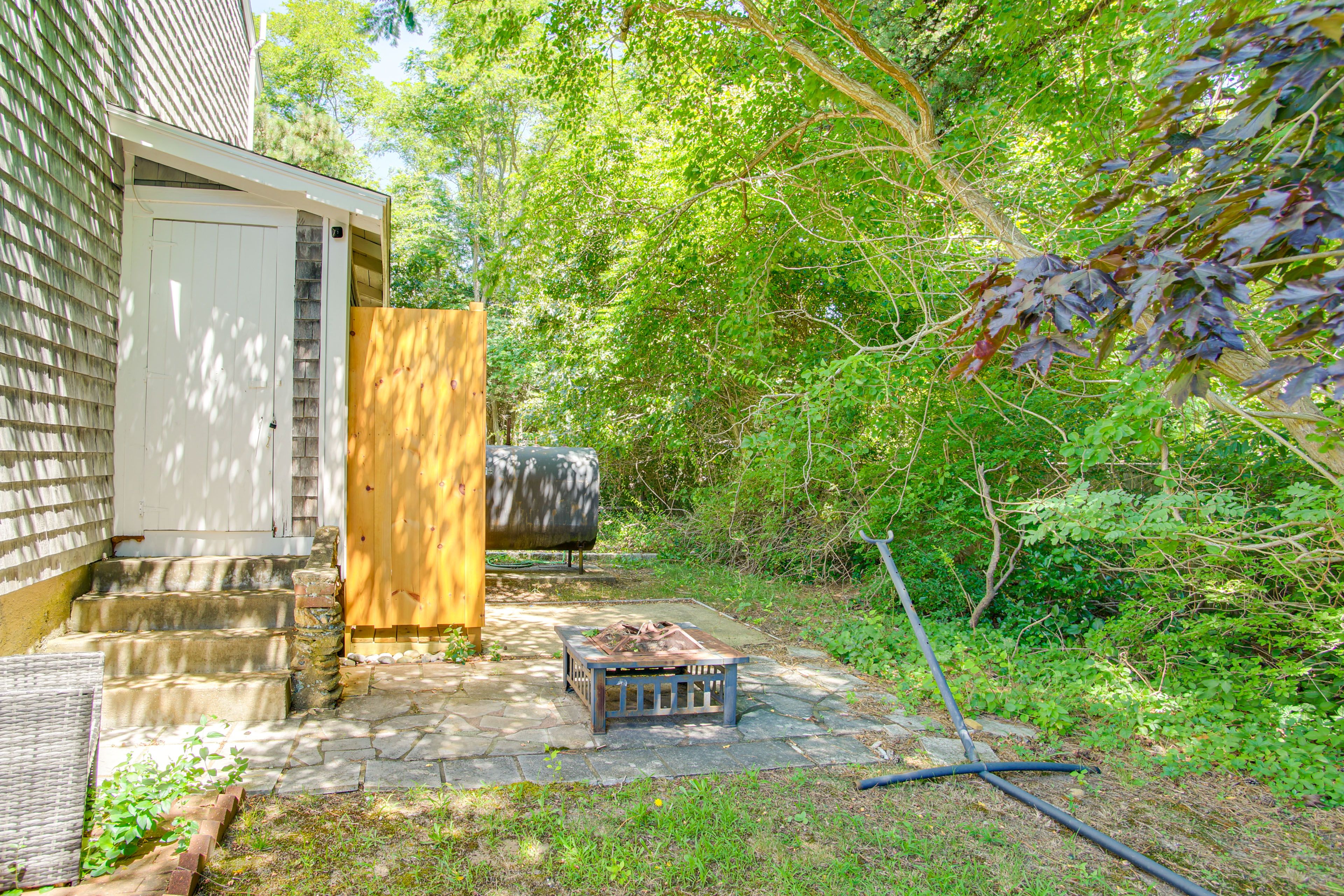 Patio | Outdoor Shower