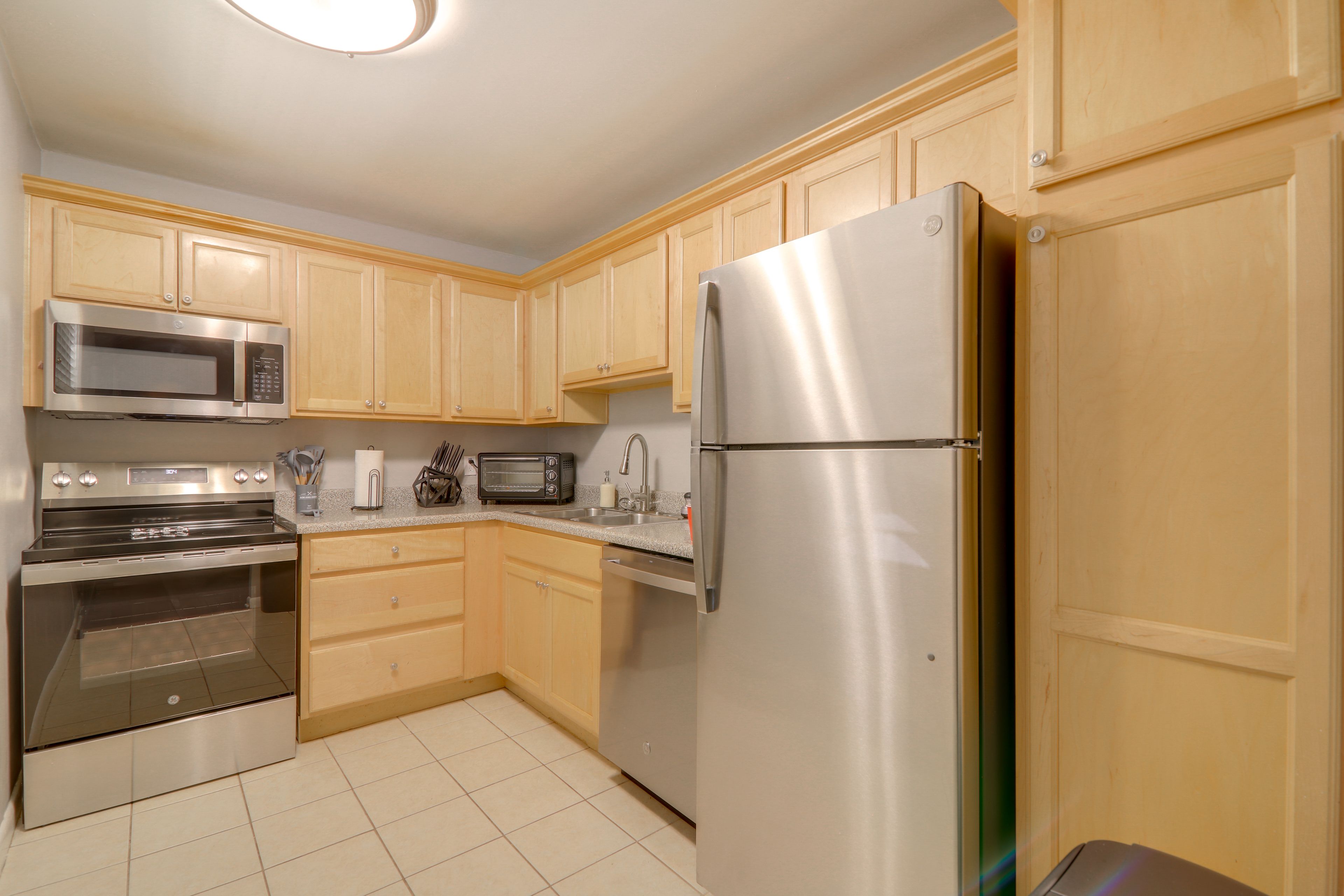Kitchen | Keurig Coffee Maker | Toaster Oven